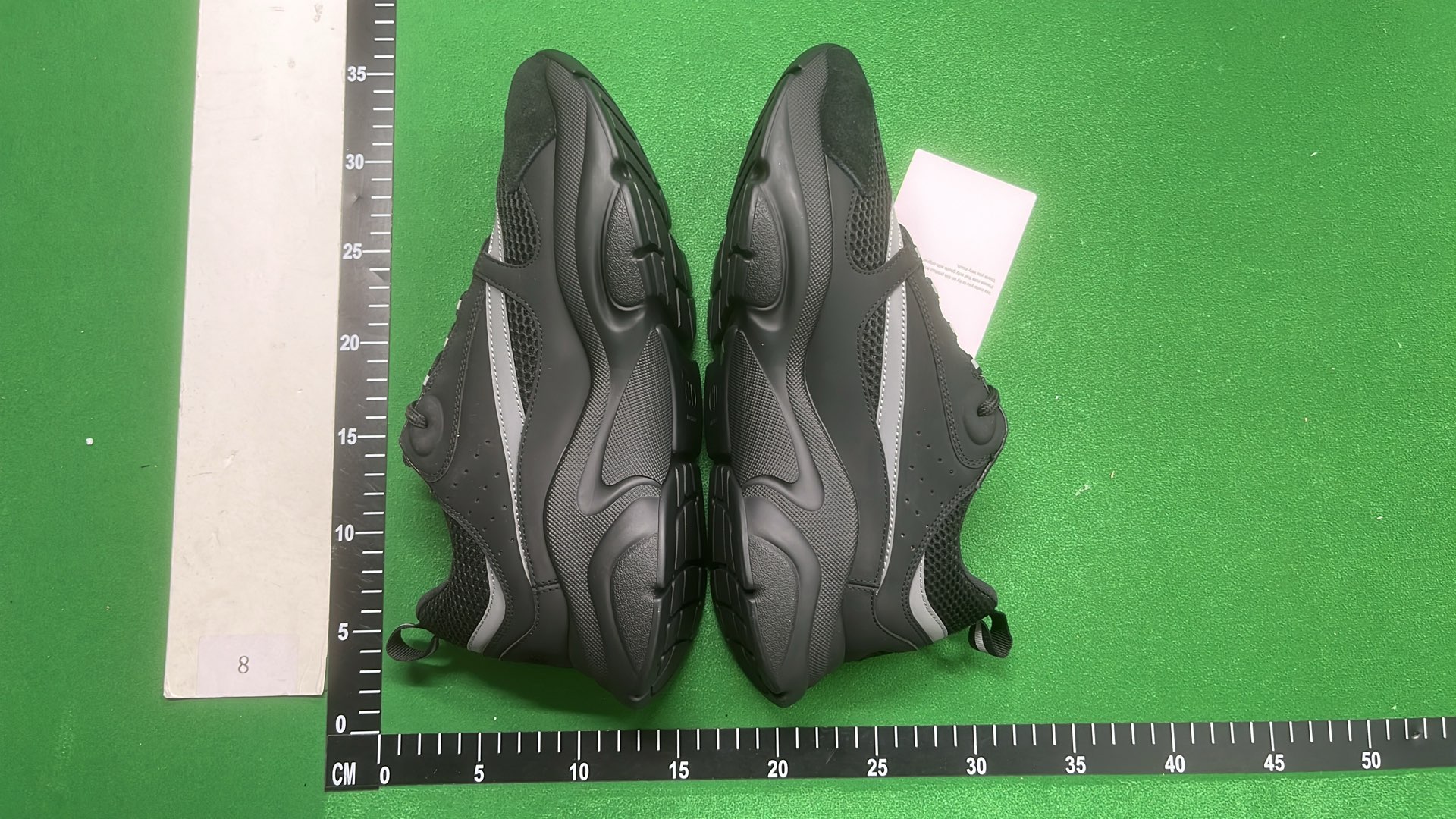 1:1 Batch DIOR B22 Shoes-1  in the Best OopBuy Spreadsheet QC photos