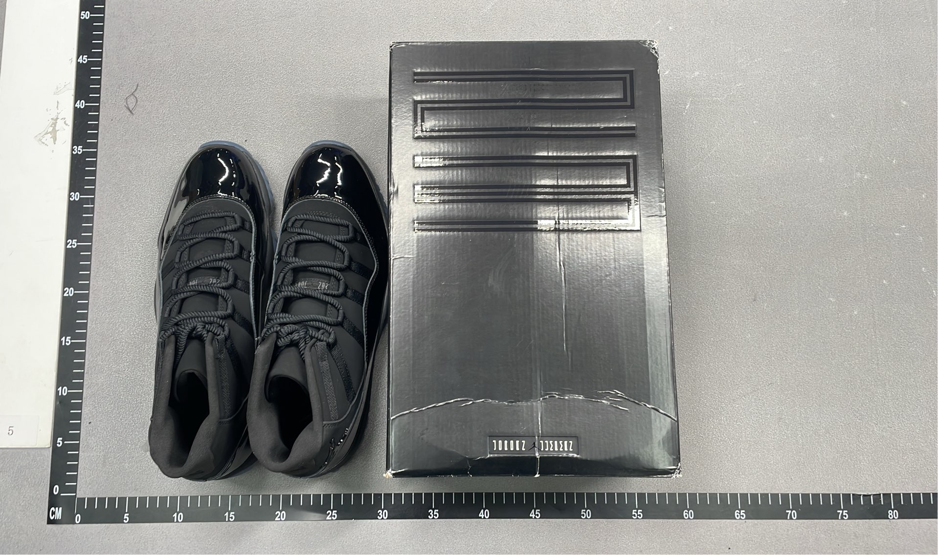 Air Jordan 11 Sneakers - Classic Basketball Shoes