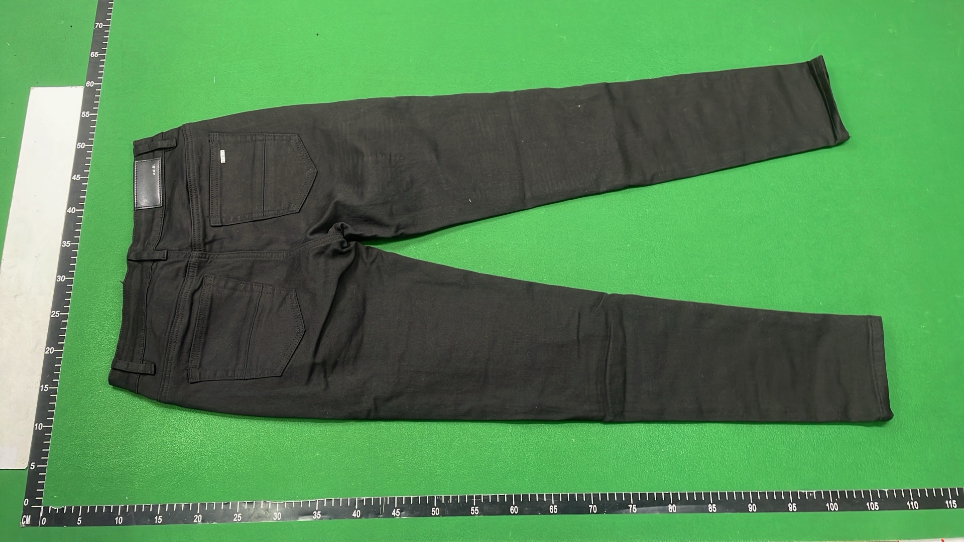 Ripped Distressed Denim Jeans for Men - Fashionable Streetwear Pants