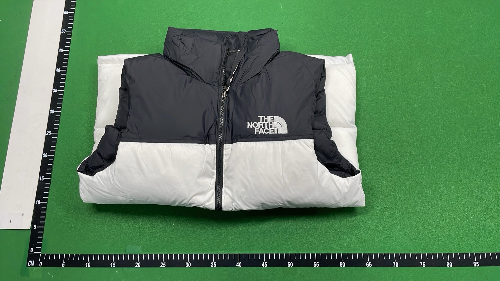 The North Face Men's Down Vest - Warm & Stylish Outdoor Wear