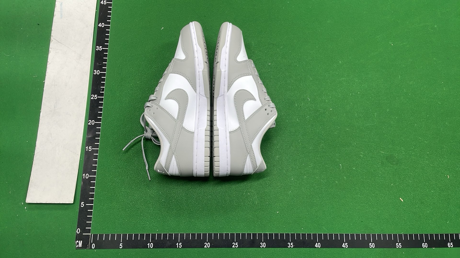 Nike Dunk Low White Grey Sneakers