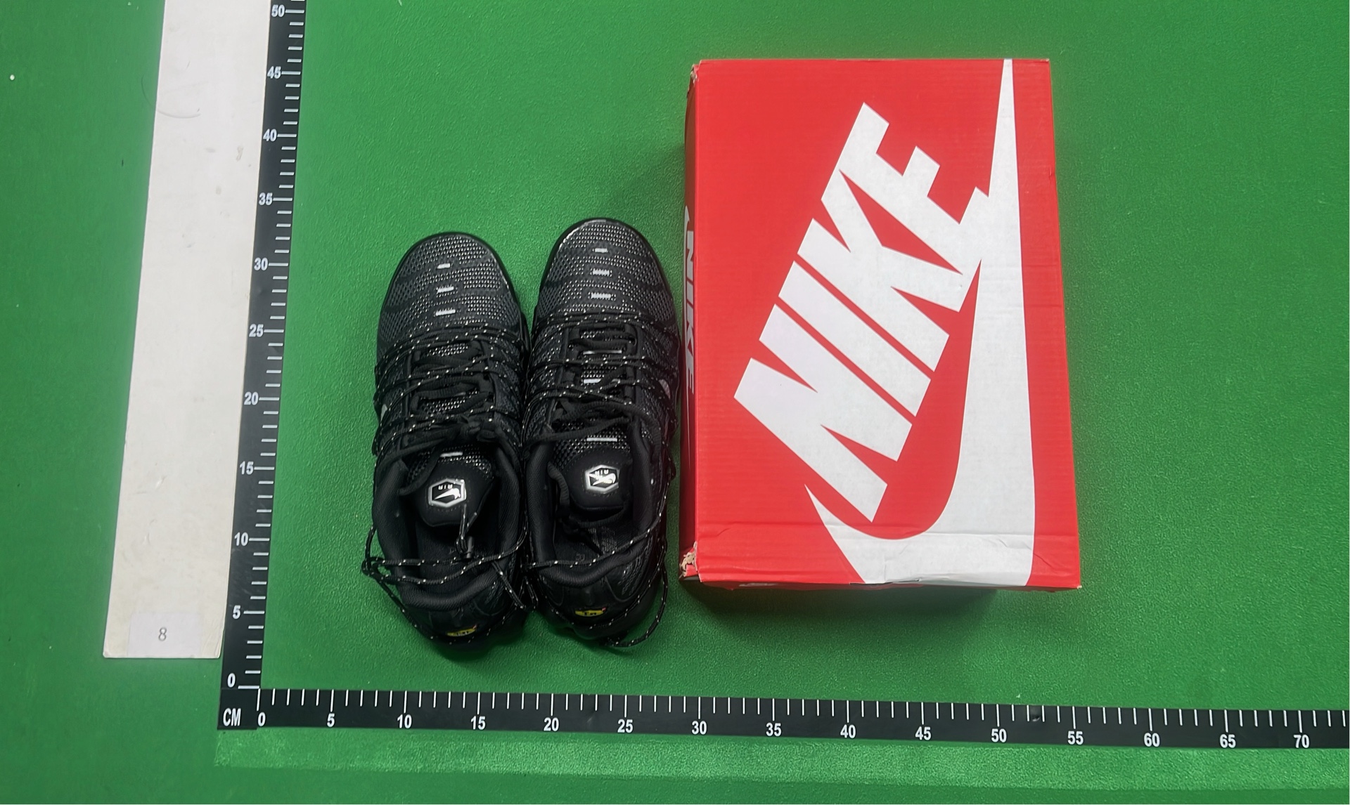 Nike Air Max 95 Sneakers - Men's and Women's Running Shoes