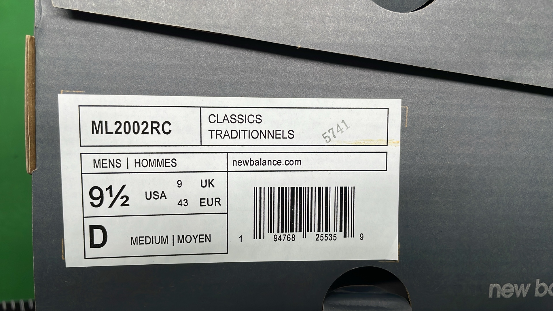 New Balance 2002R Running Shoes - Classic Retro Design