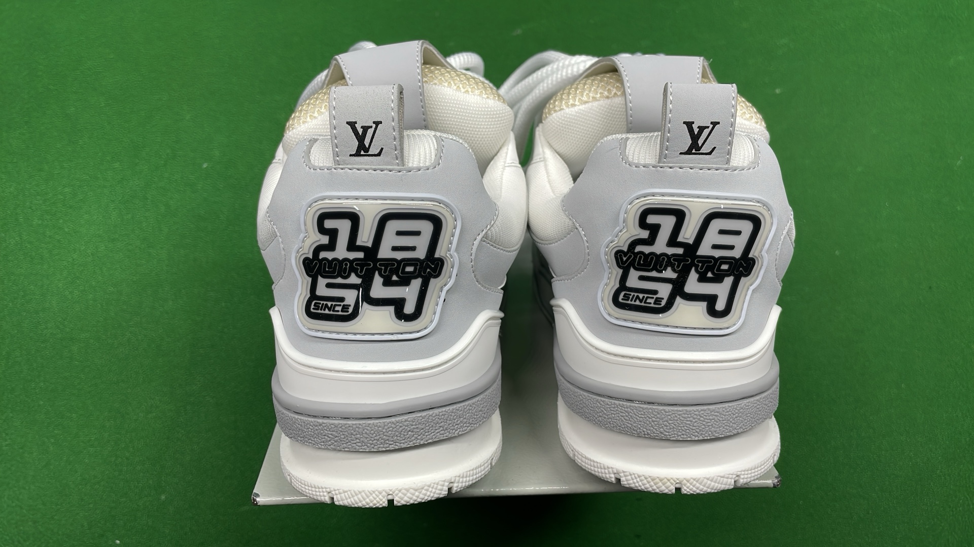 1:1 Batch LOUIS VUITTON shoes-1  in the Best OopBuy Spreadsheet QC photos