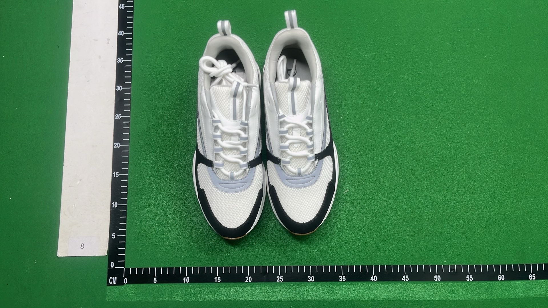 1:1 Batch DIOR B22 Shoes-1  in the Best OopBuy Spreadsheet QC photos