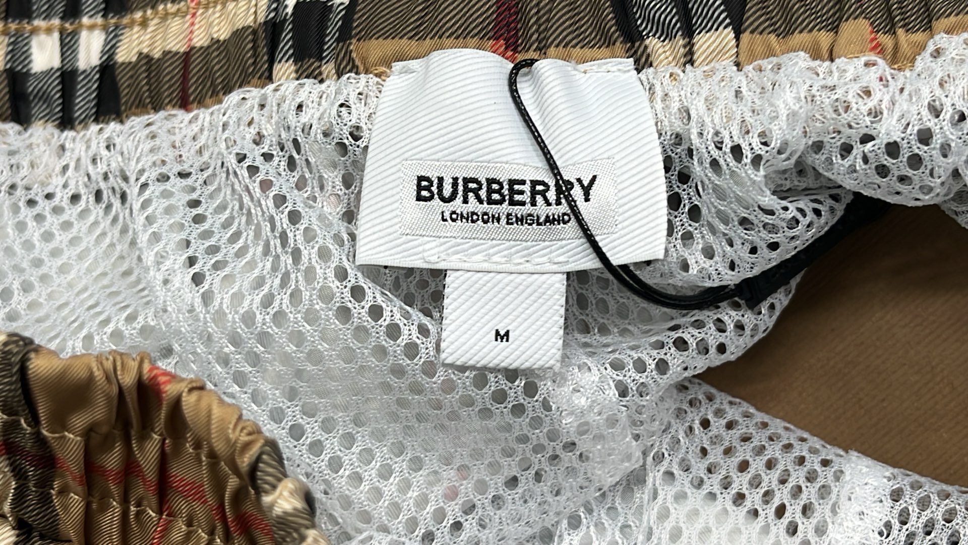 1:1 Batch Burberry shorts  in the Best OopBuy Spreadsheet QC photos