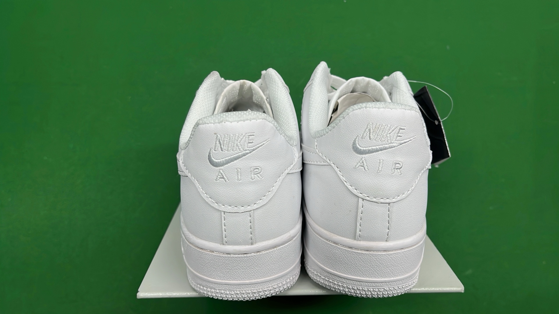 C-L Version Casual Shoes Sneakers Top Version 111-42号DZ  in the Best OopBuy Spreadsheet QC photos