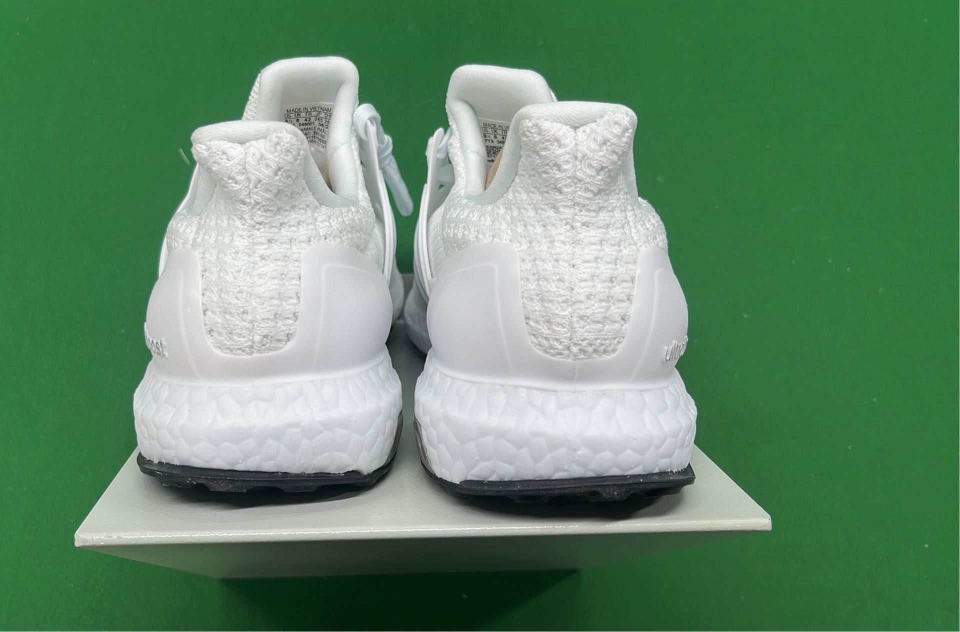 Adidas Ultraboost 190829BF Running Shoes