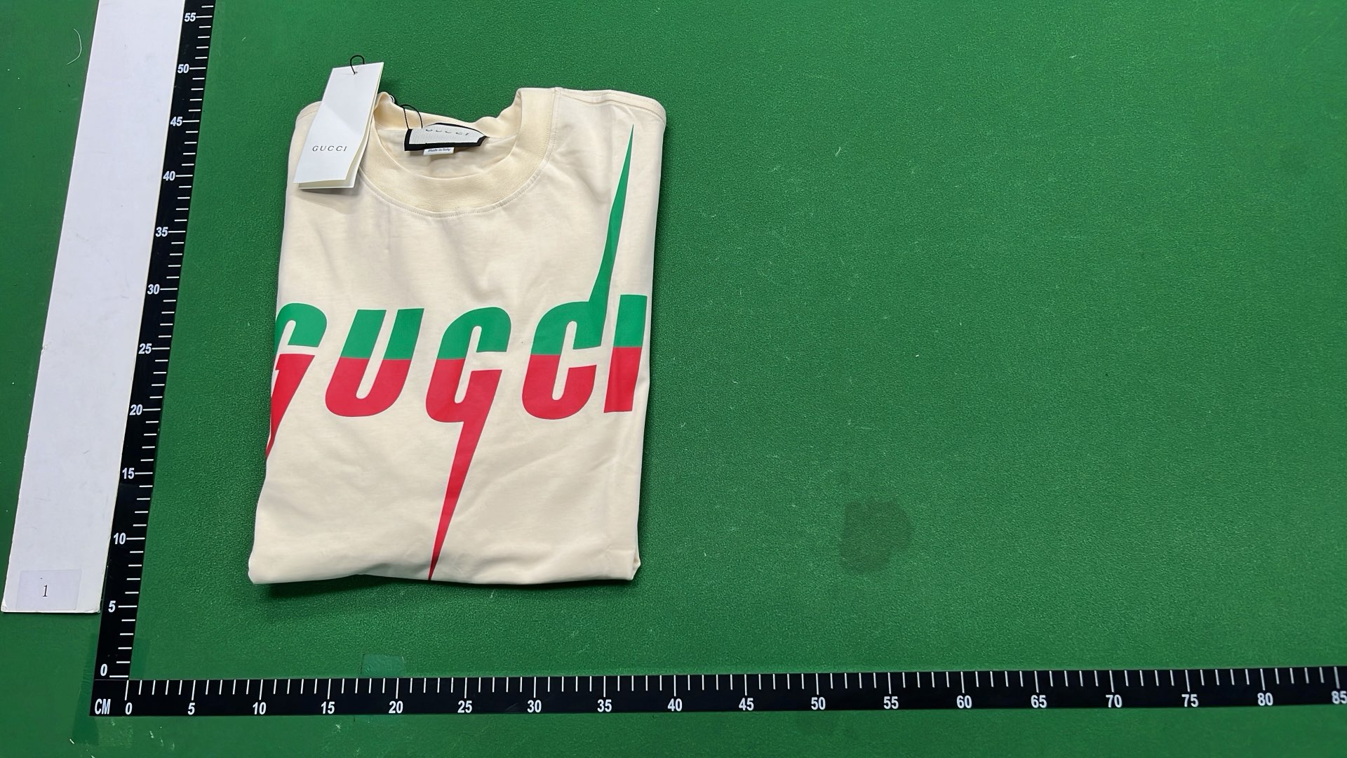 Gucci Logo T-Shirt in Cream with Red and Green Design