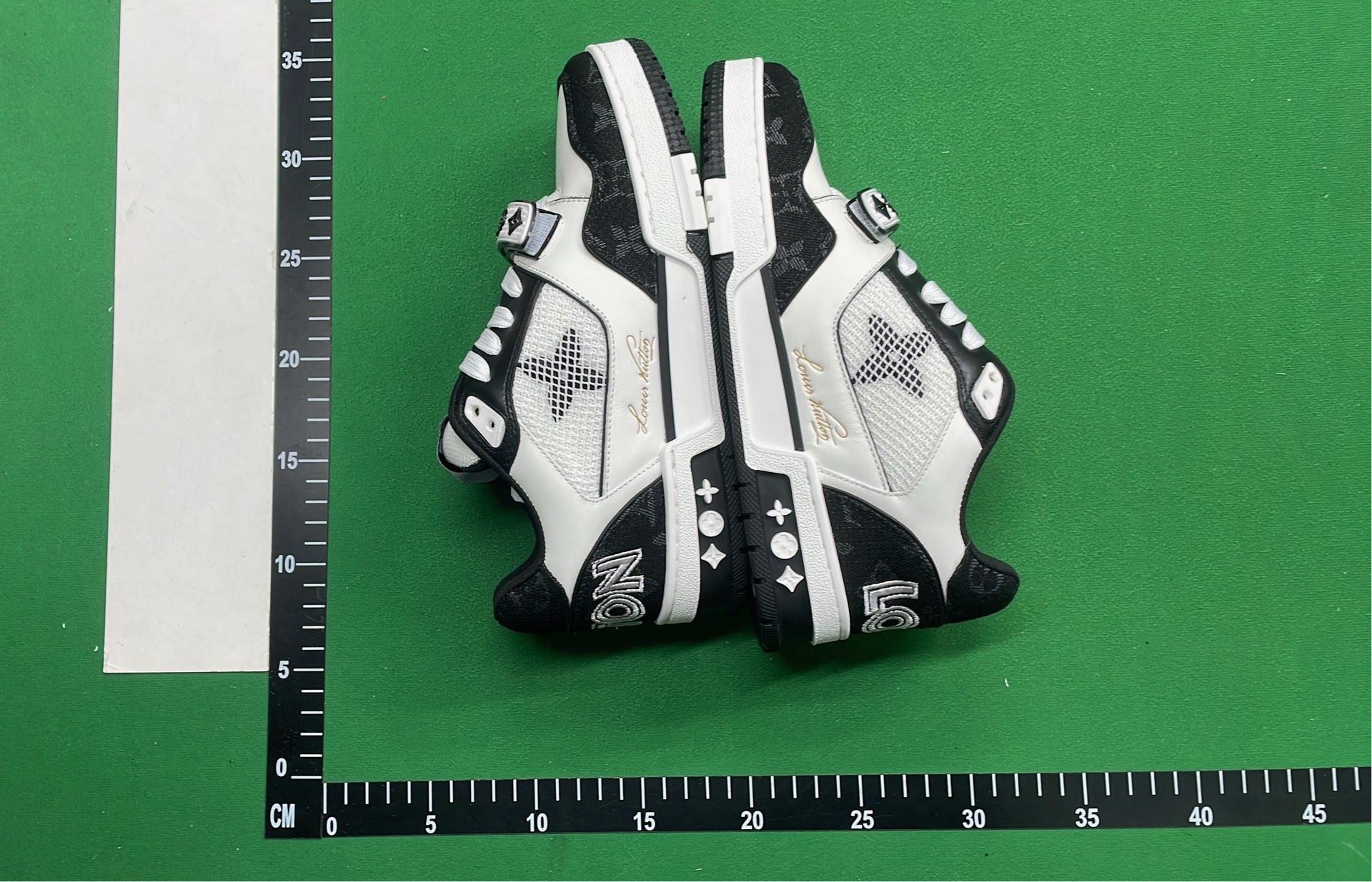 Nike Air Max 97 Black White Sneakers