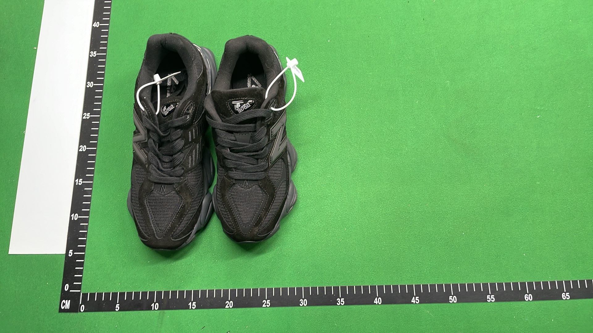 New Balance 9060 Sneakers Top Models for Men Women
