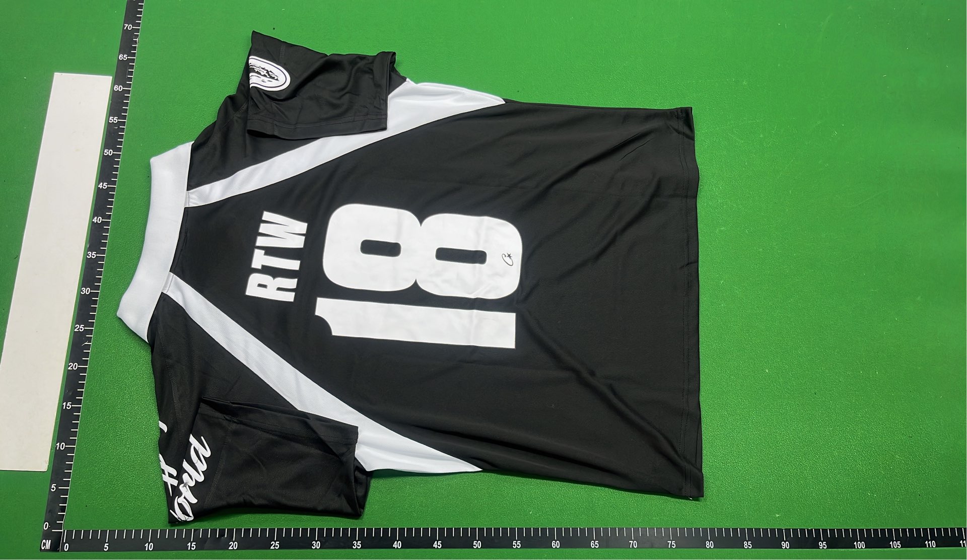Black and White Cafe Graphic Jersey T-Shirt