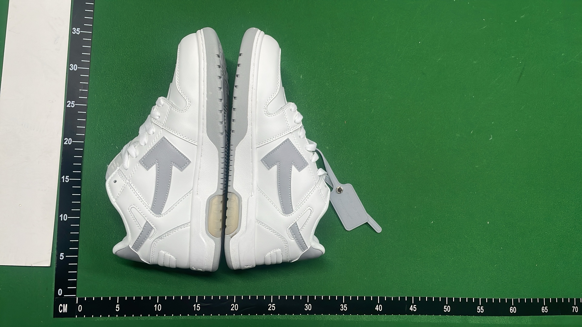 White and Black Arrow Design Sneakers by TOPMADE