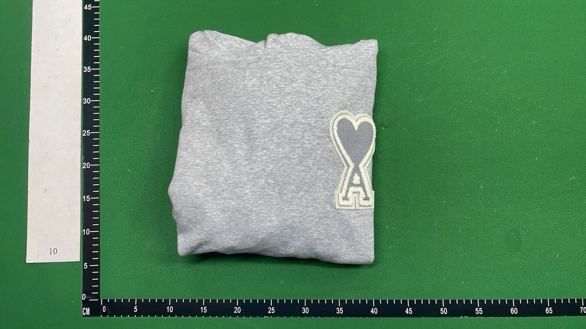Heart Logo Hoodie - Fashionable Streetwear Sweatshirt