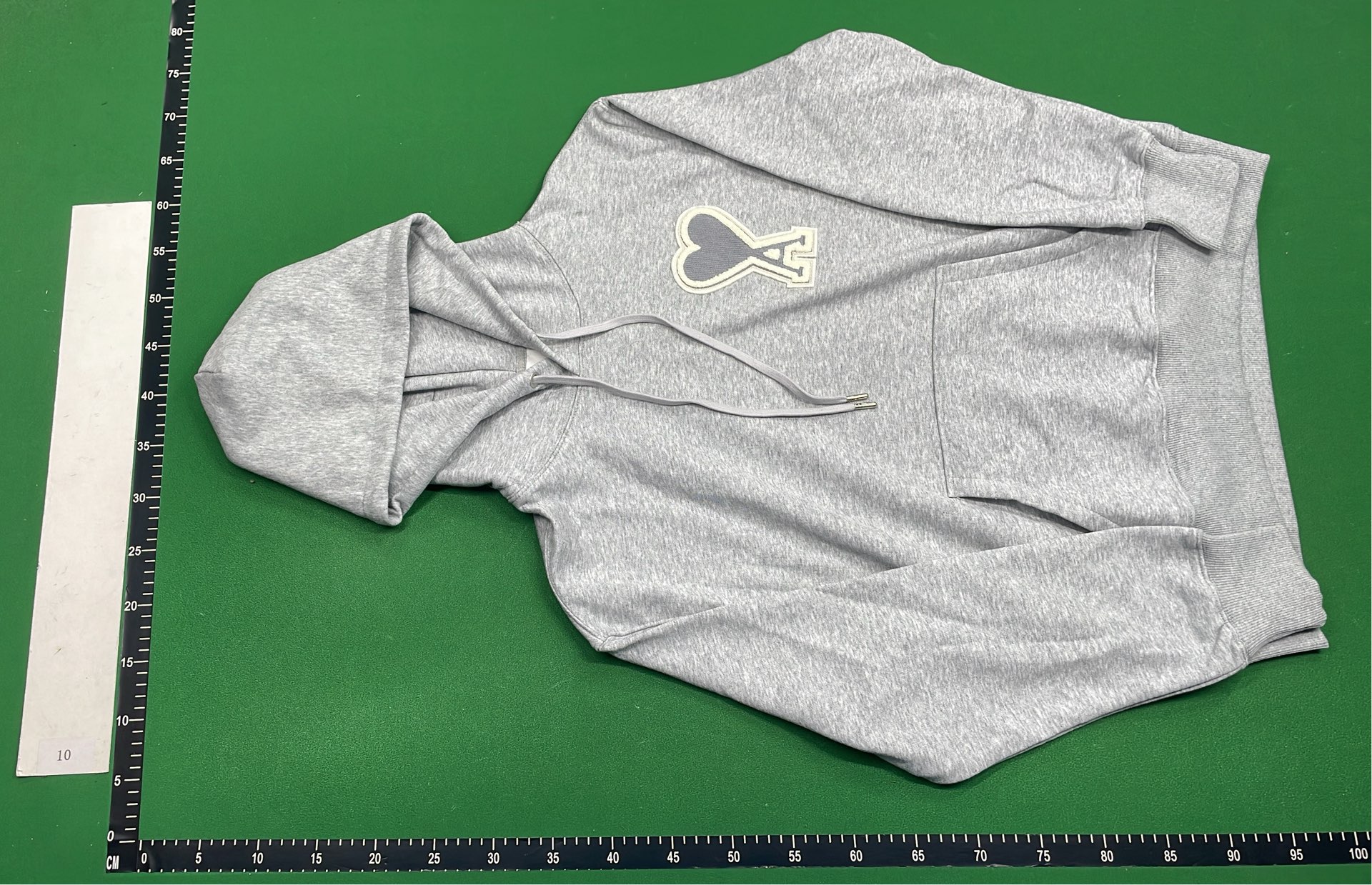 Heart Logo Hoodie - Fashionable Streetwear Sweatshirt