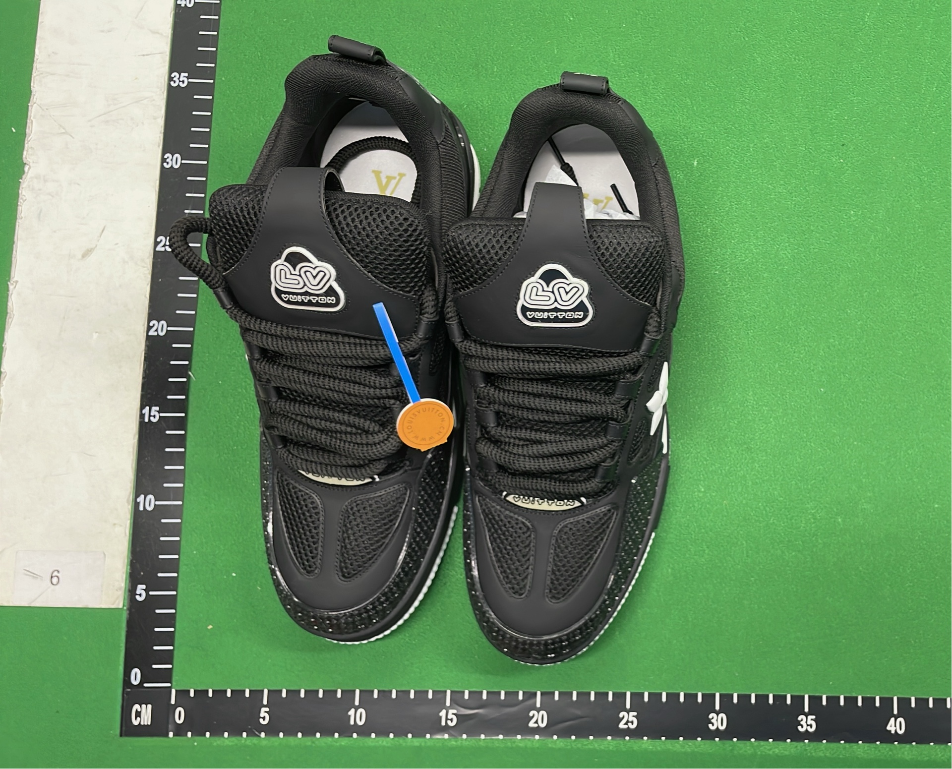 Louis Vuitton Men's Sneakers Fashion Sport Shoes