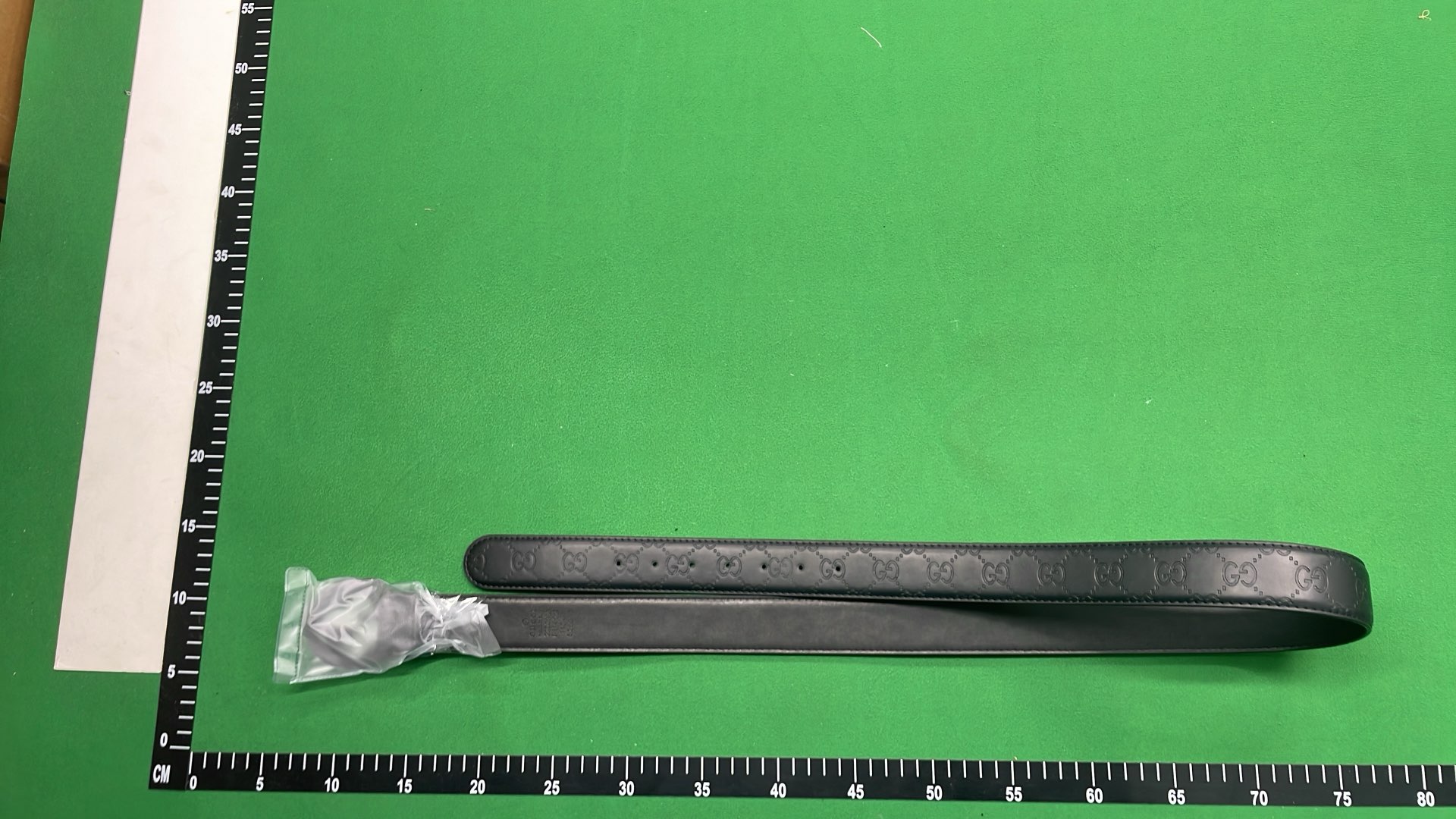 Gucci Interlocking G Belt in Black Leather with Silver Buckle