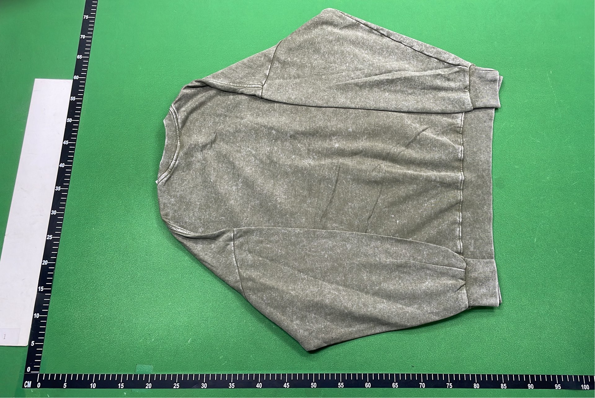Carhartt WIP Sweatshirt in Multiple Colors