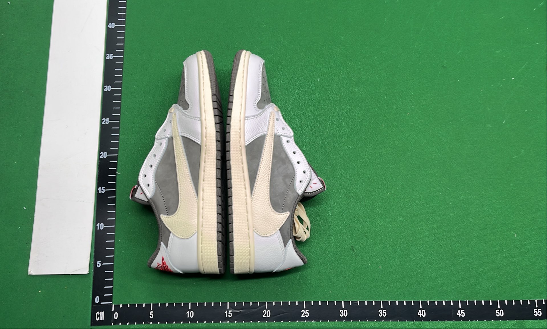 Nike Air Jordan 1 Low Olive Green White Black Sneakers
