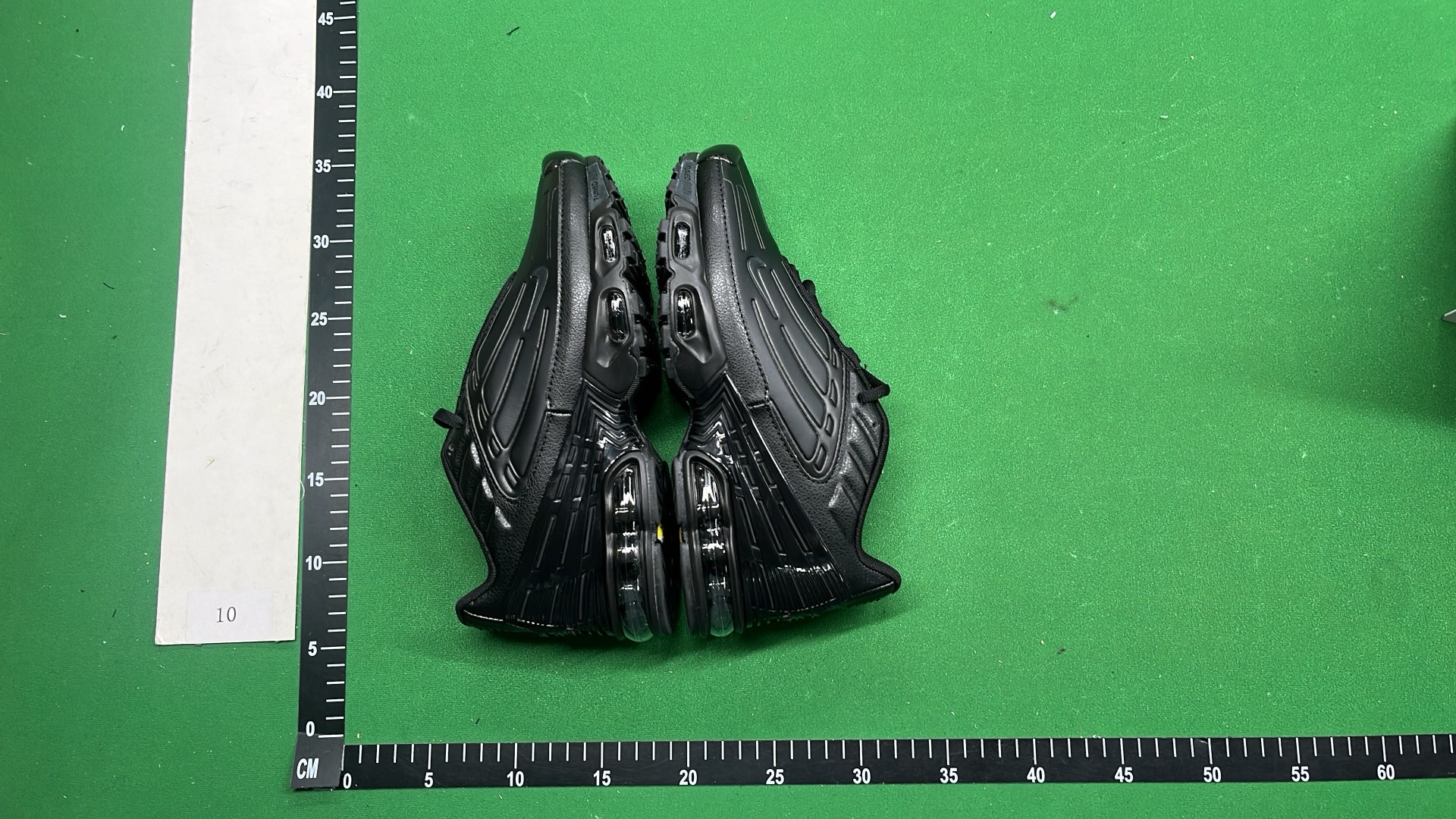 Nike Air Max Plus TN Black Blue Sneakers