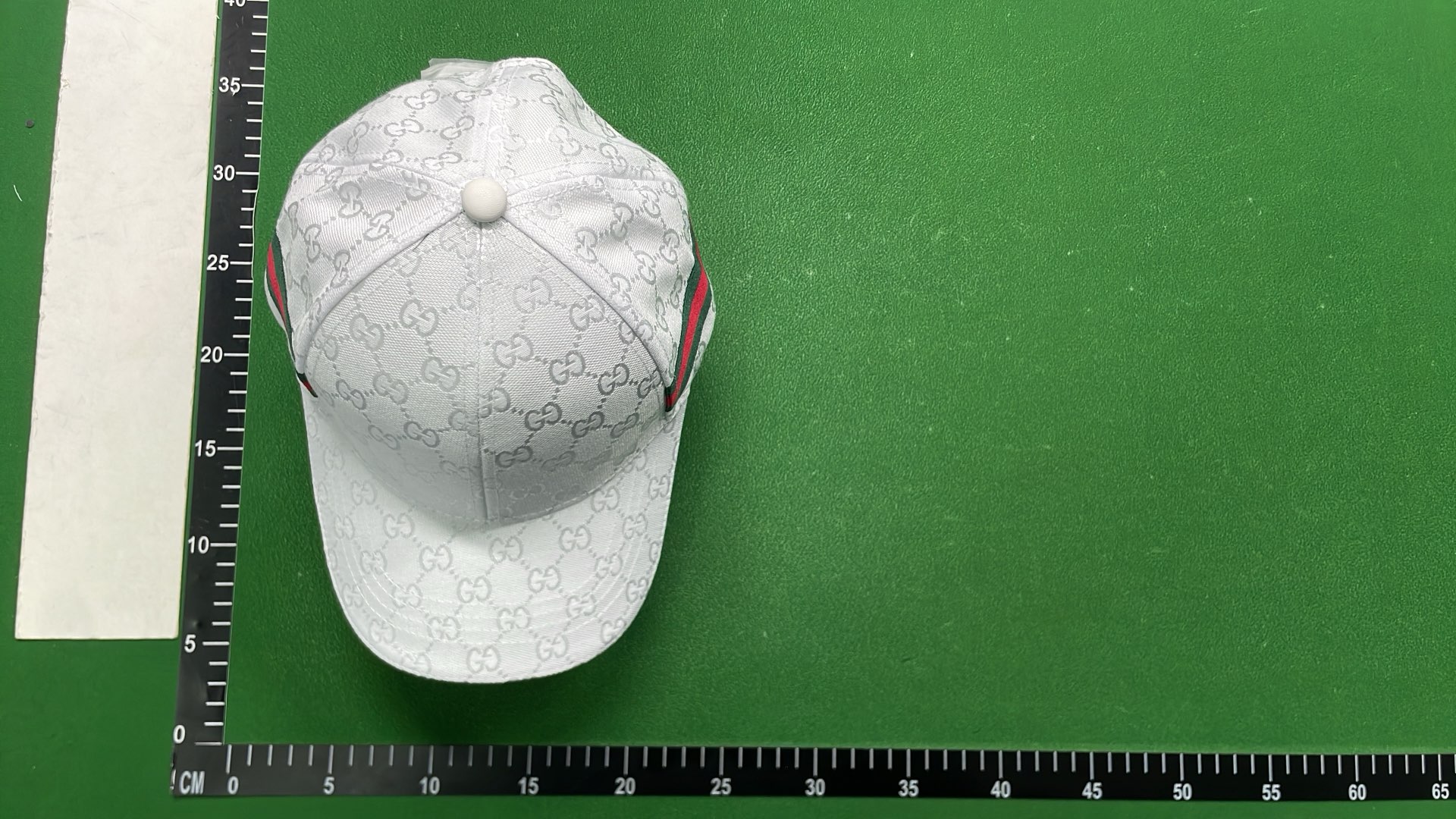 Gucci GG Supreme Pattern Baseball Cap with Gold Logo