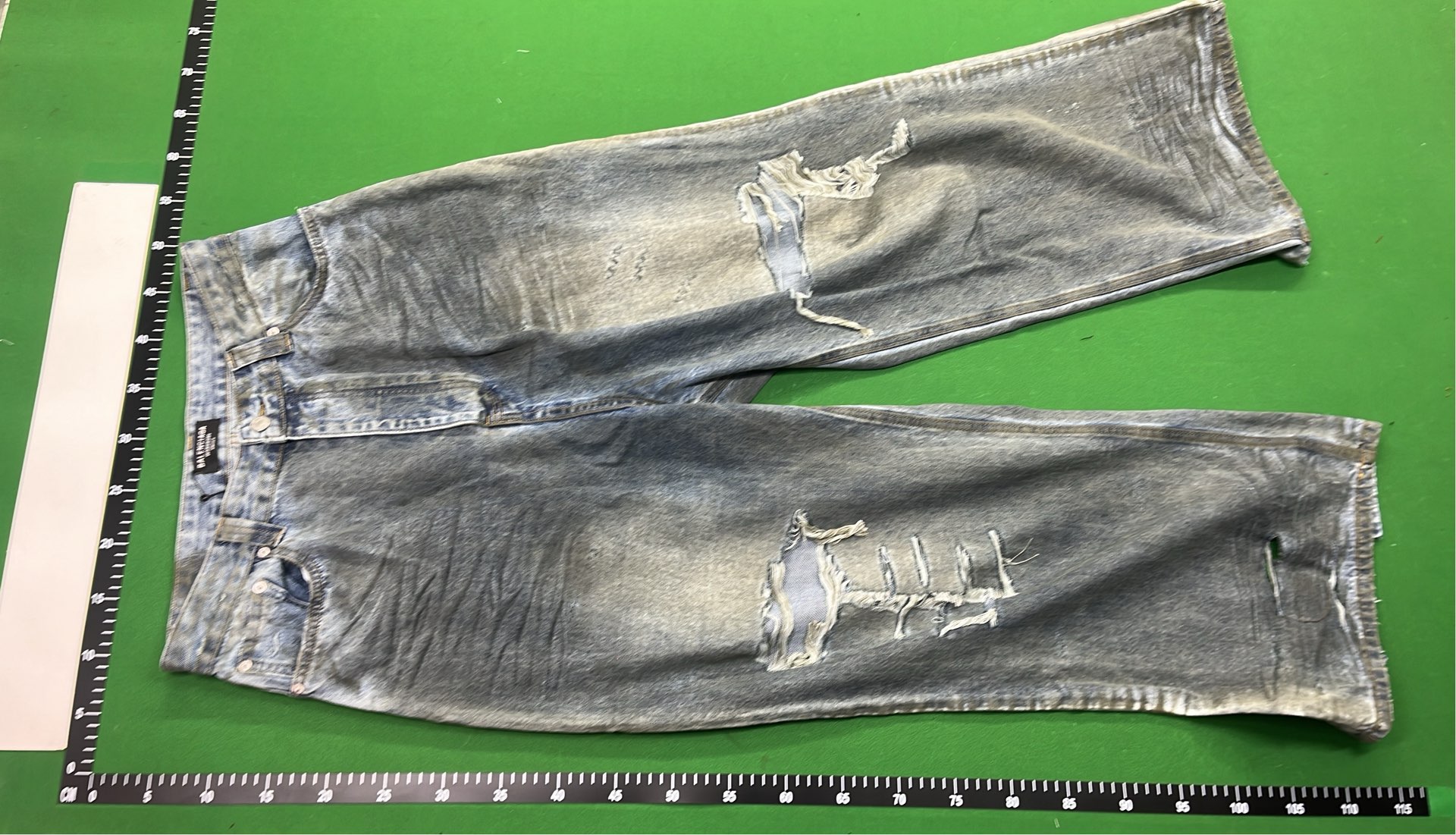Distressed Wide Leg Denim Pants with Ripped Design