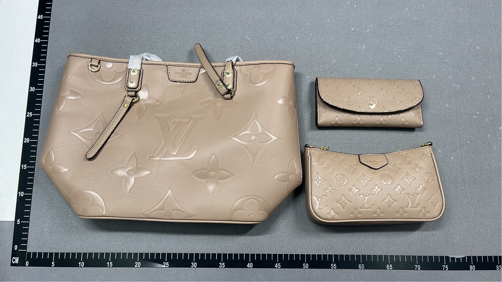 Louis Vuitton Monogram Handbags Collection - Luxury Designer Bags