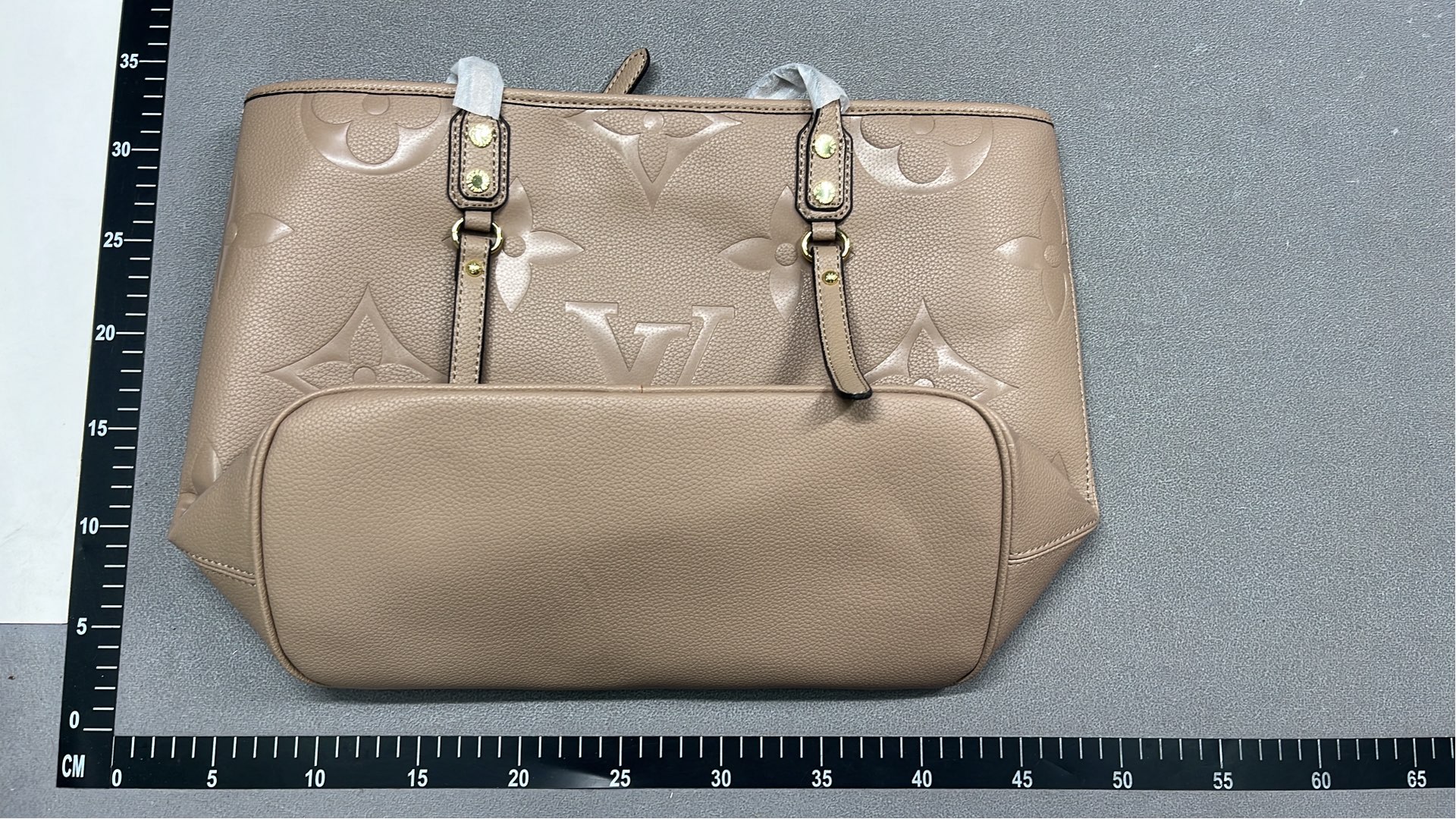 Louis Vuitton Monogram Handbags Collection - Luxury Designer Bags