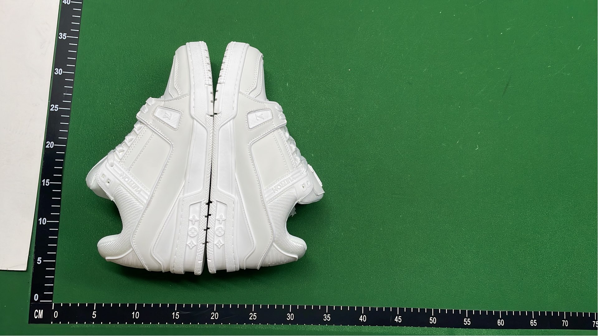 LV Sneakers for Men and Women