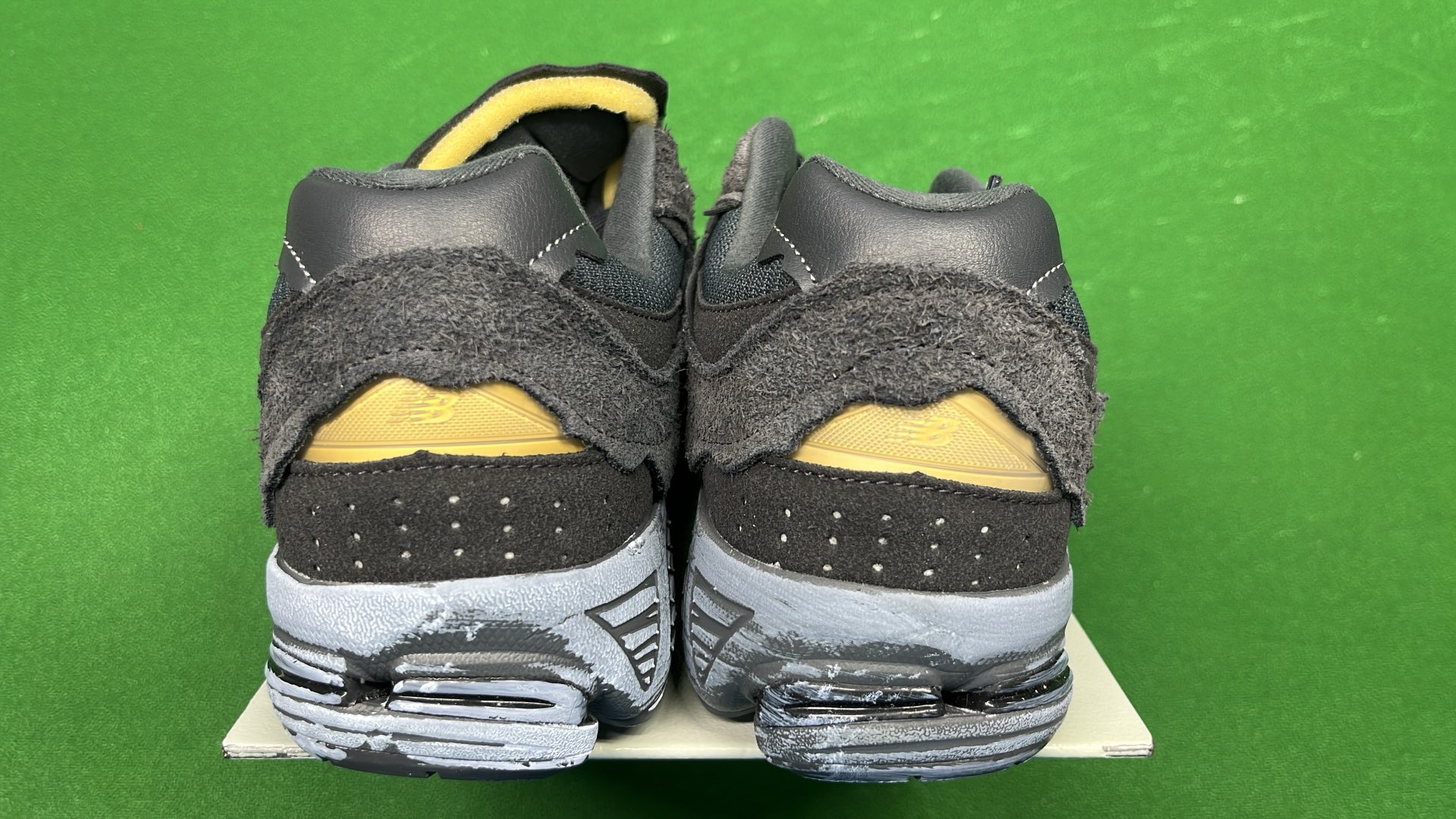 New Balance 990v6 Running Shoes - Premium Comfort & Support