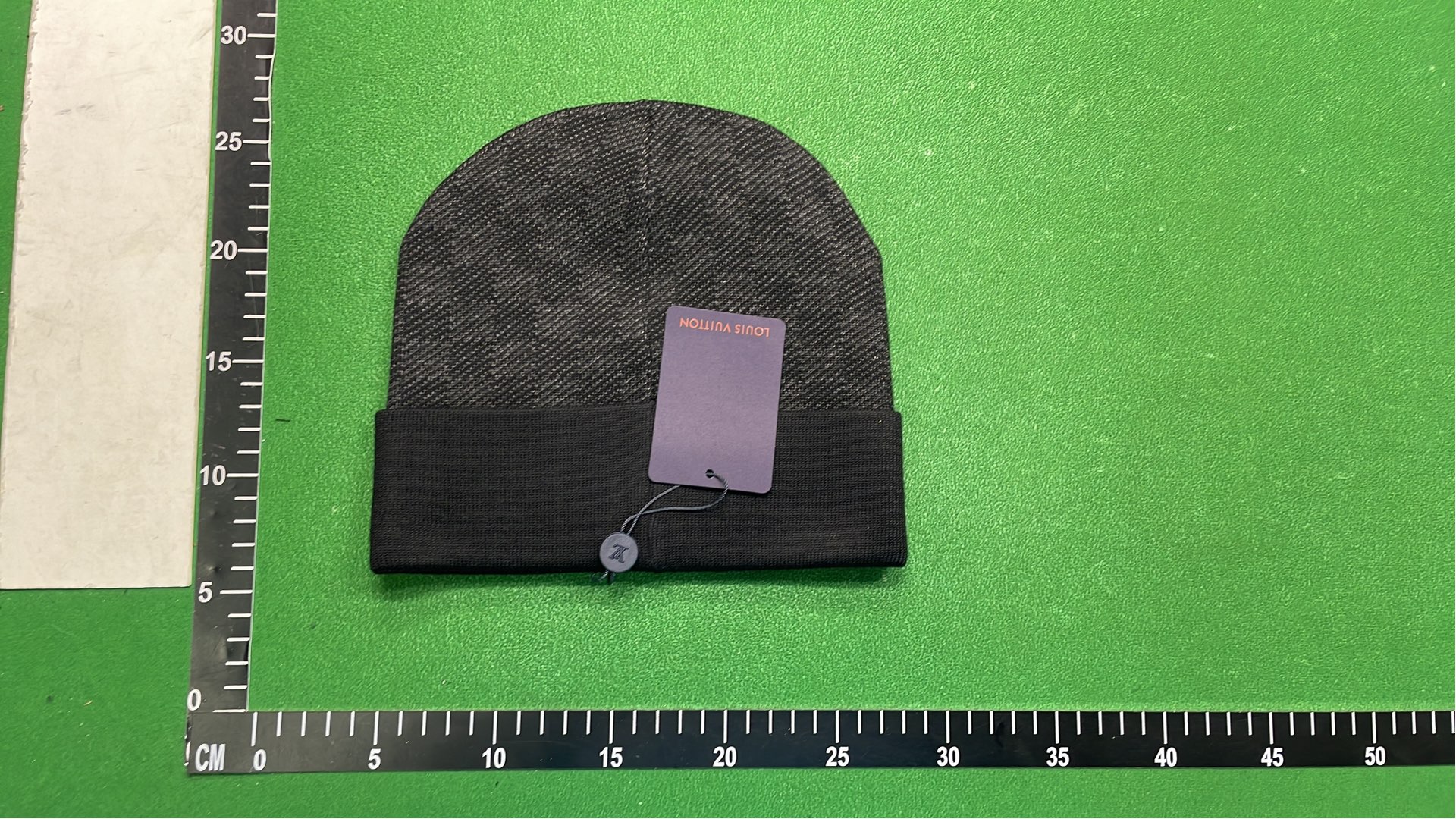 223# Pink Beanie Hat with Logo Dust Bag