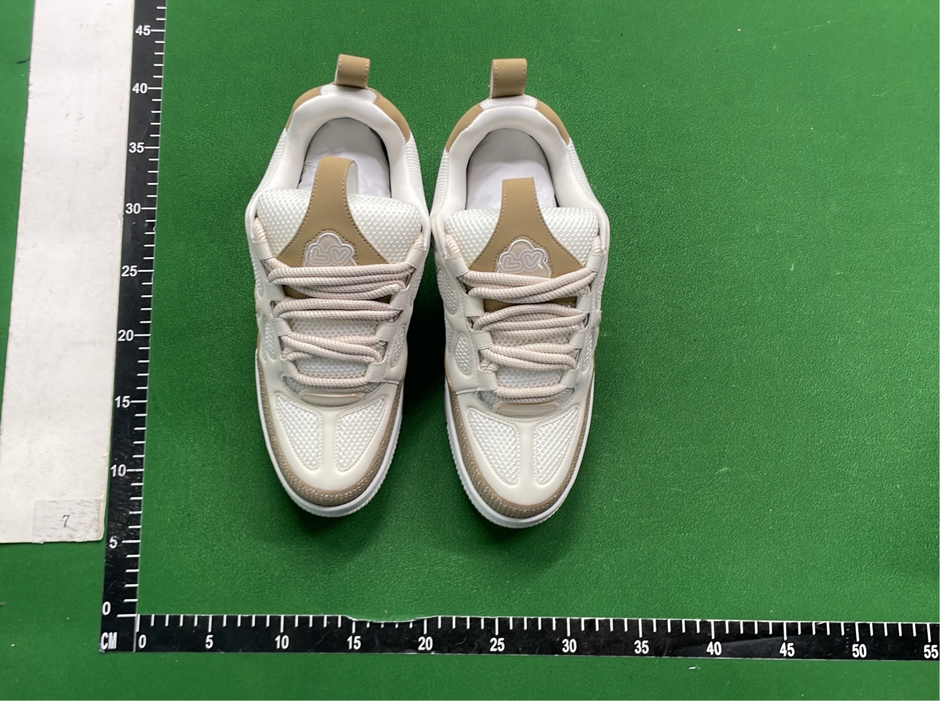 Top-Level Version Lightning Delivery Sneakers for Men and Women