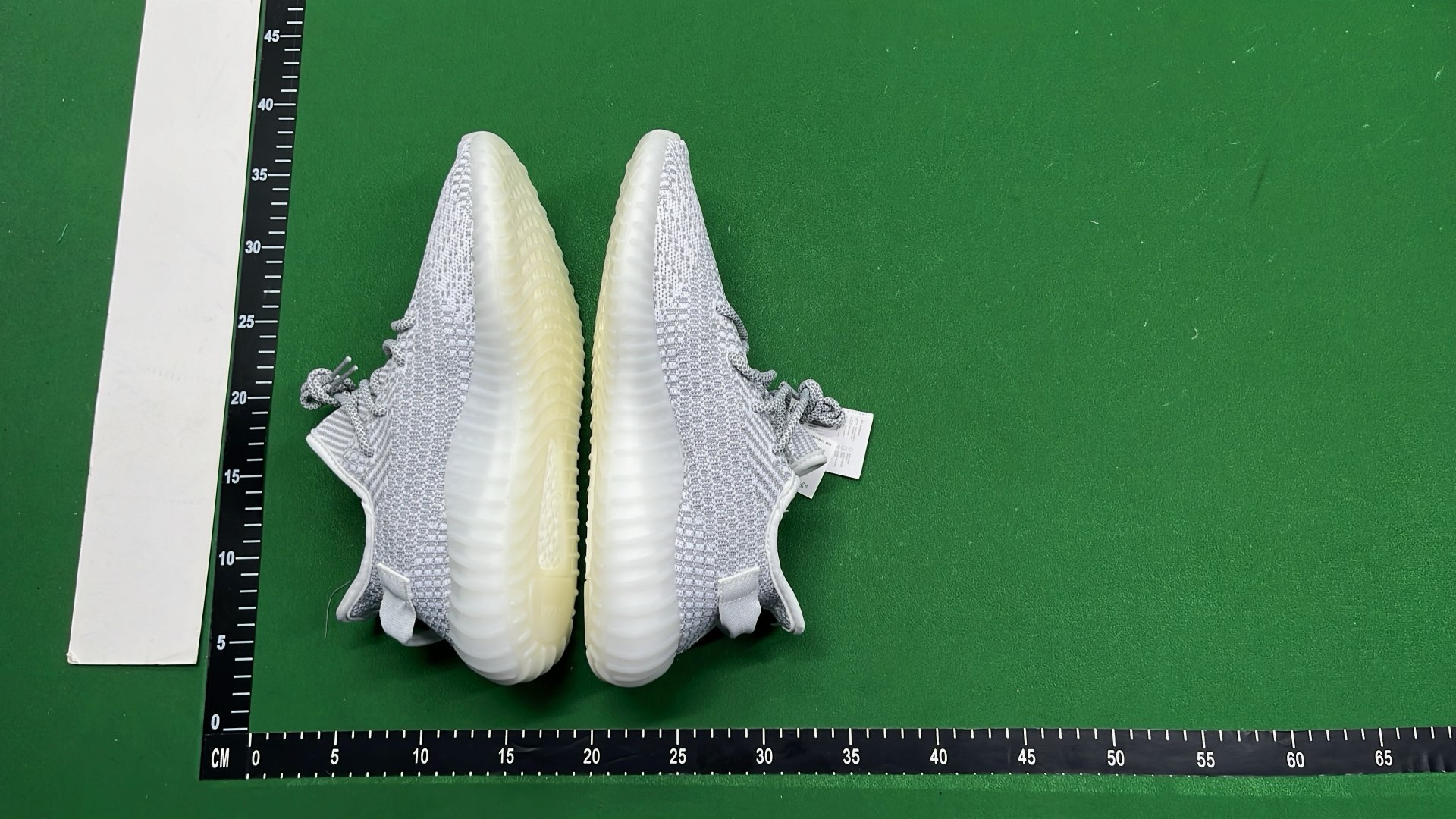 Yeezy Boost 350 V2 Sneakers for Men and Women
