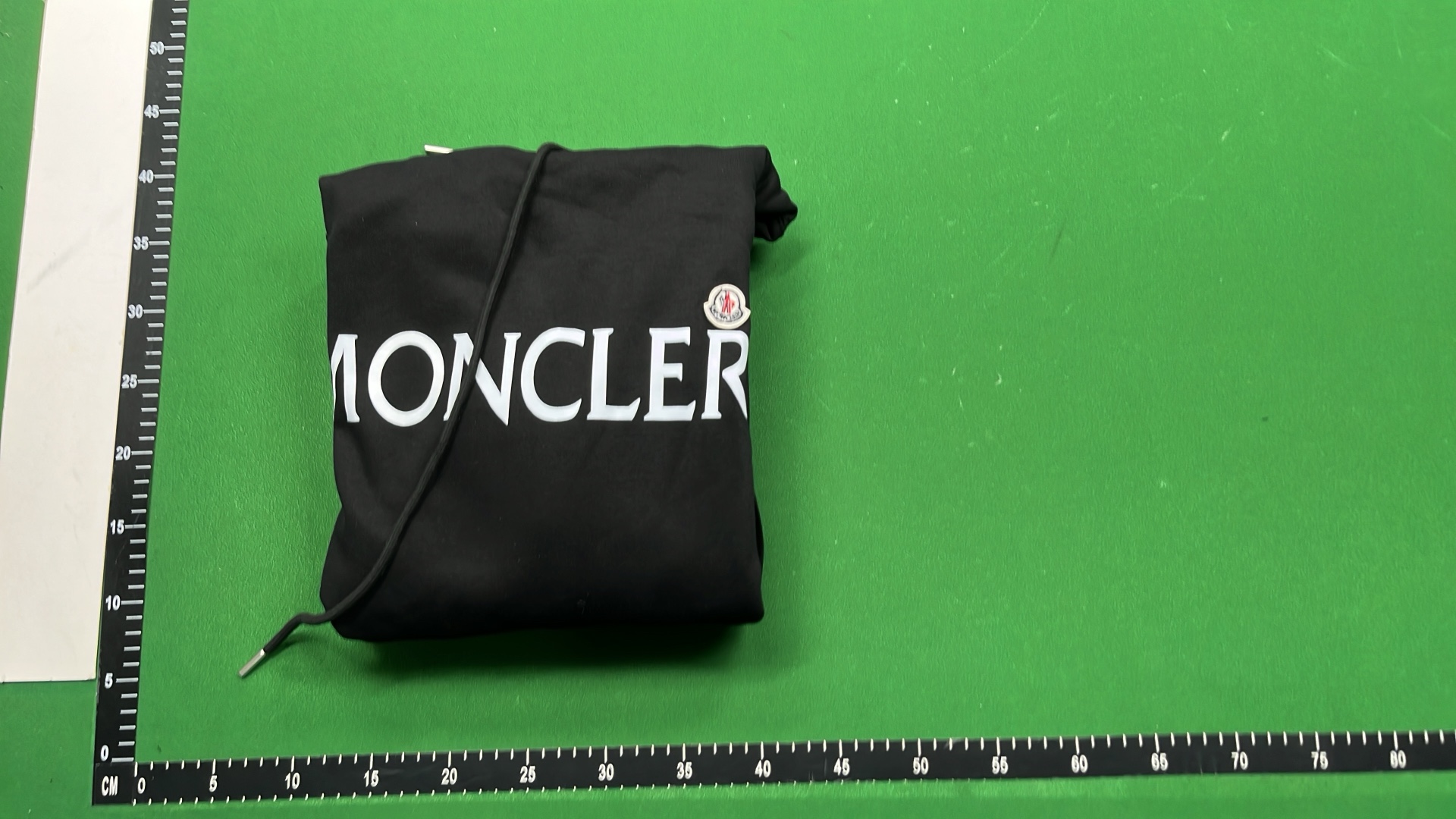 Moncler x Supreme联名款白色连帽卫衣