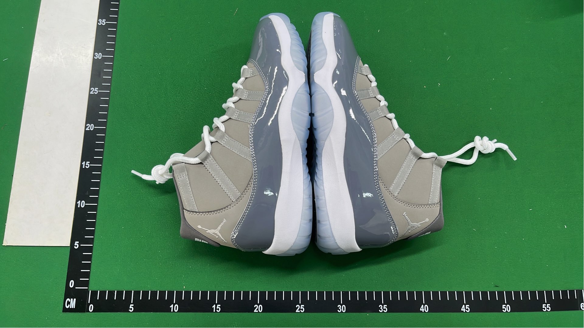 Air Jordan 11 Retro Black White Men's Basketball Shoes
