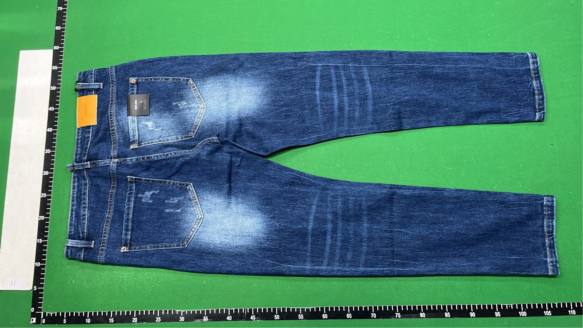 DSQUARED2 ICON Black Denim Jeans with Paint Splatter Design