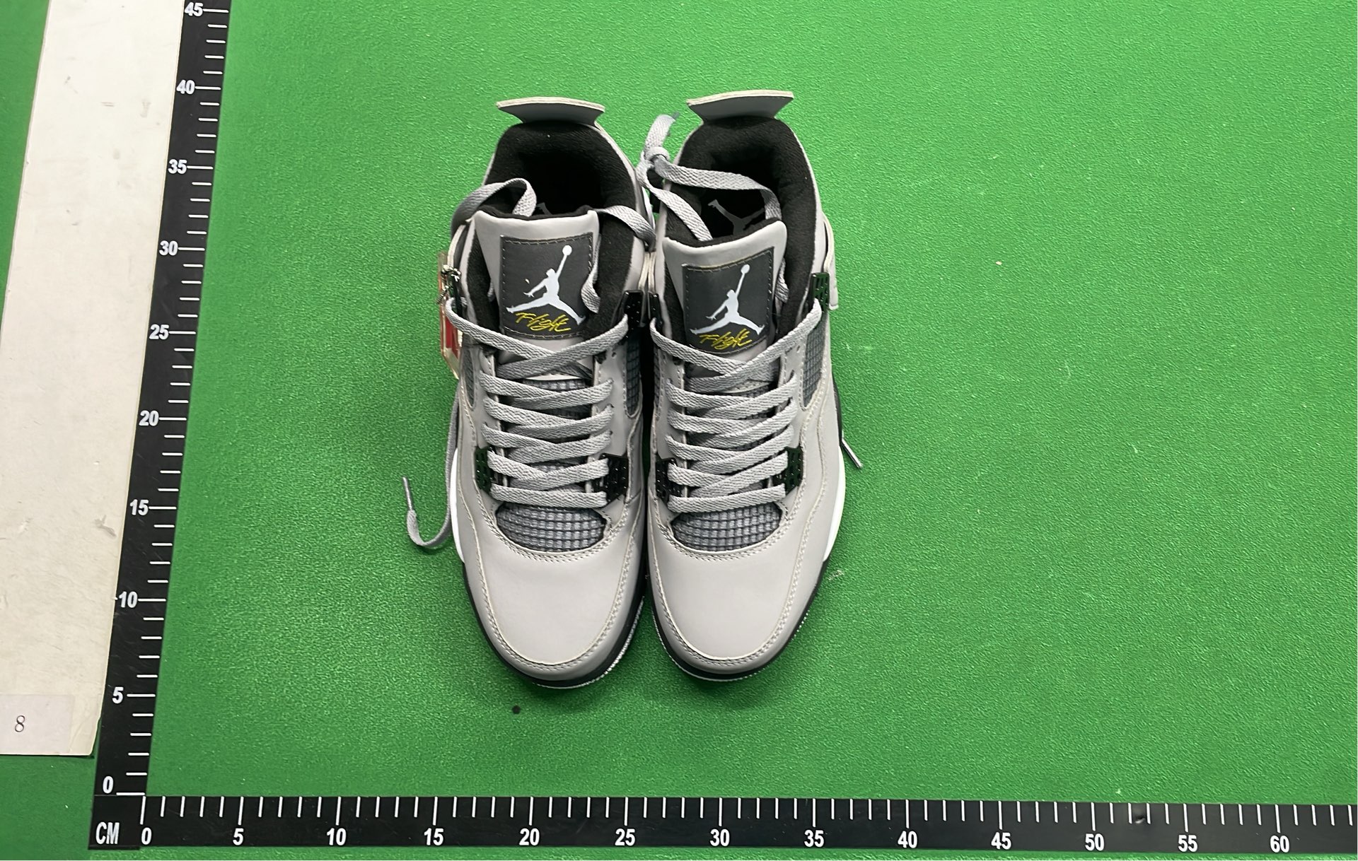 Air Jordan 4 Retro Shoes - Multiple Colorways