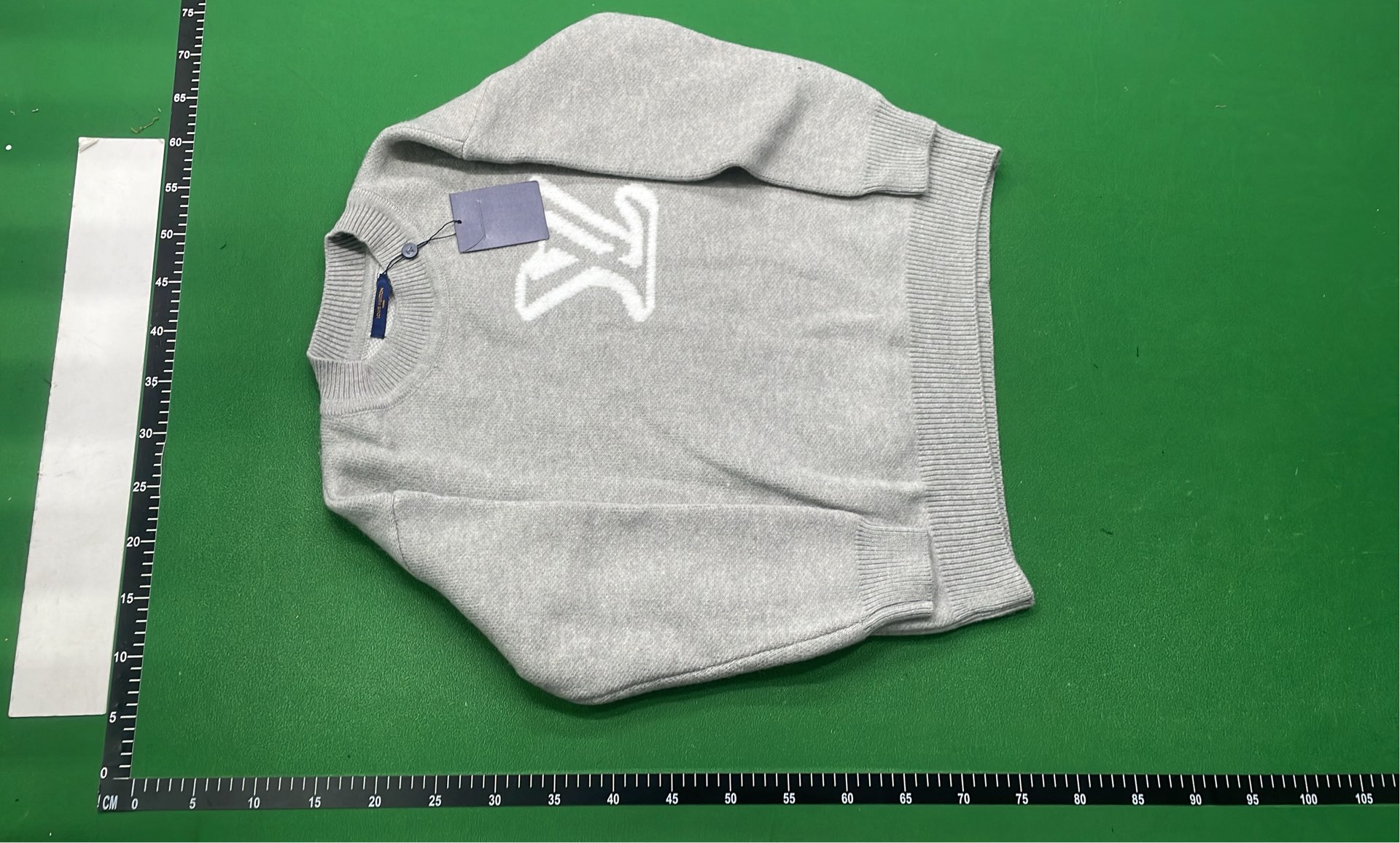 Louis Vuitton Knit Sweater CA36929 - Premium Wool Blend