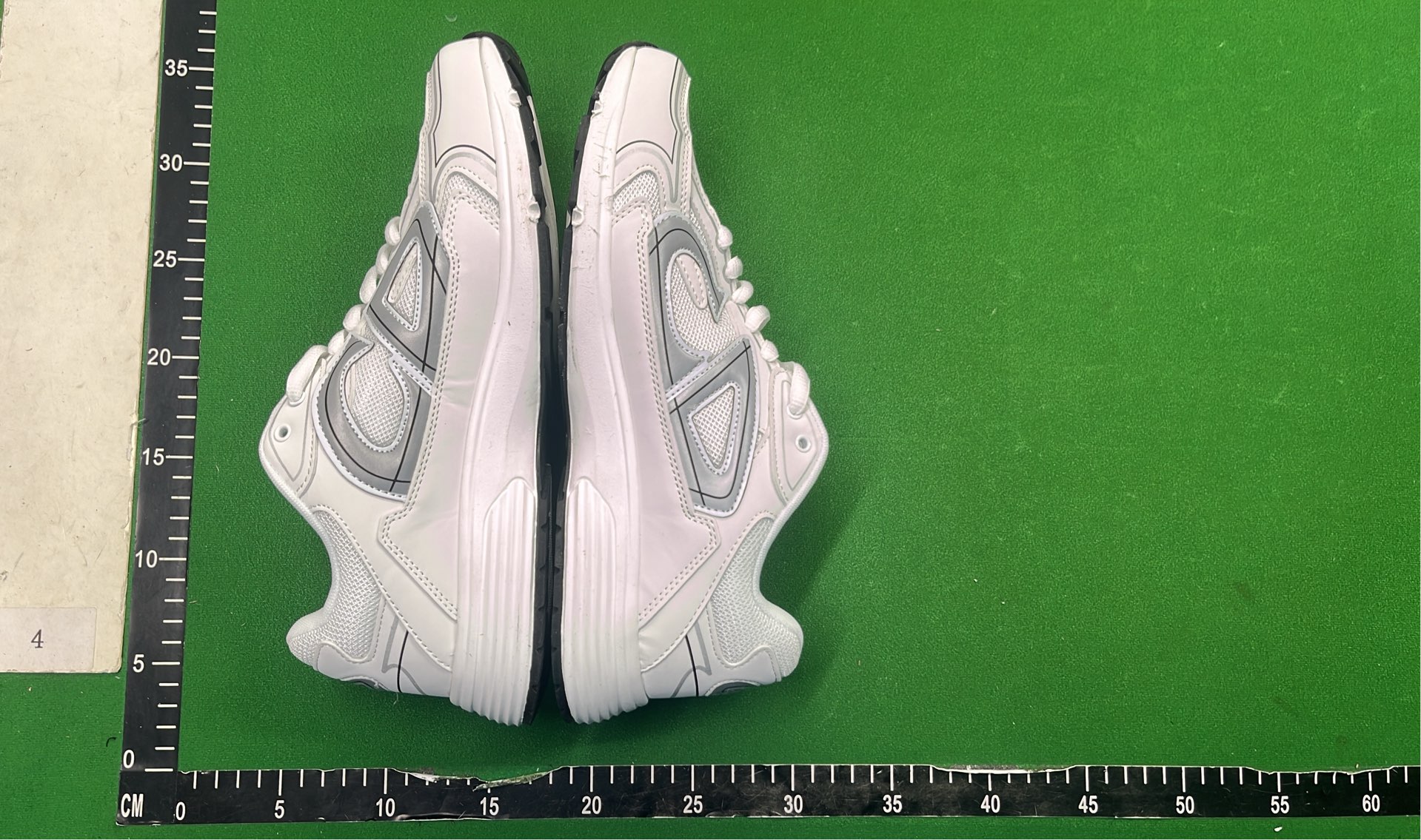 Dior CD Logo Sneakers - Stylish Fashion Running Shoes for Men and Women