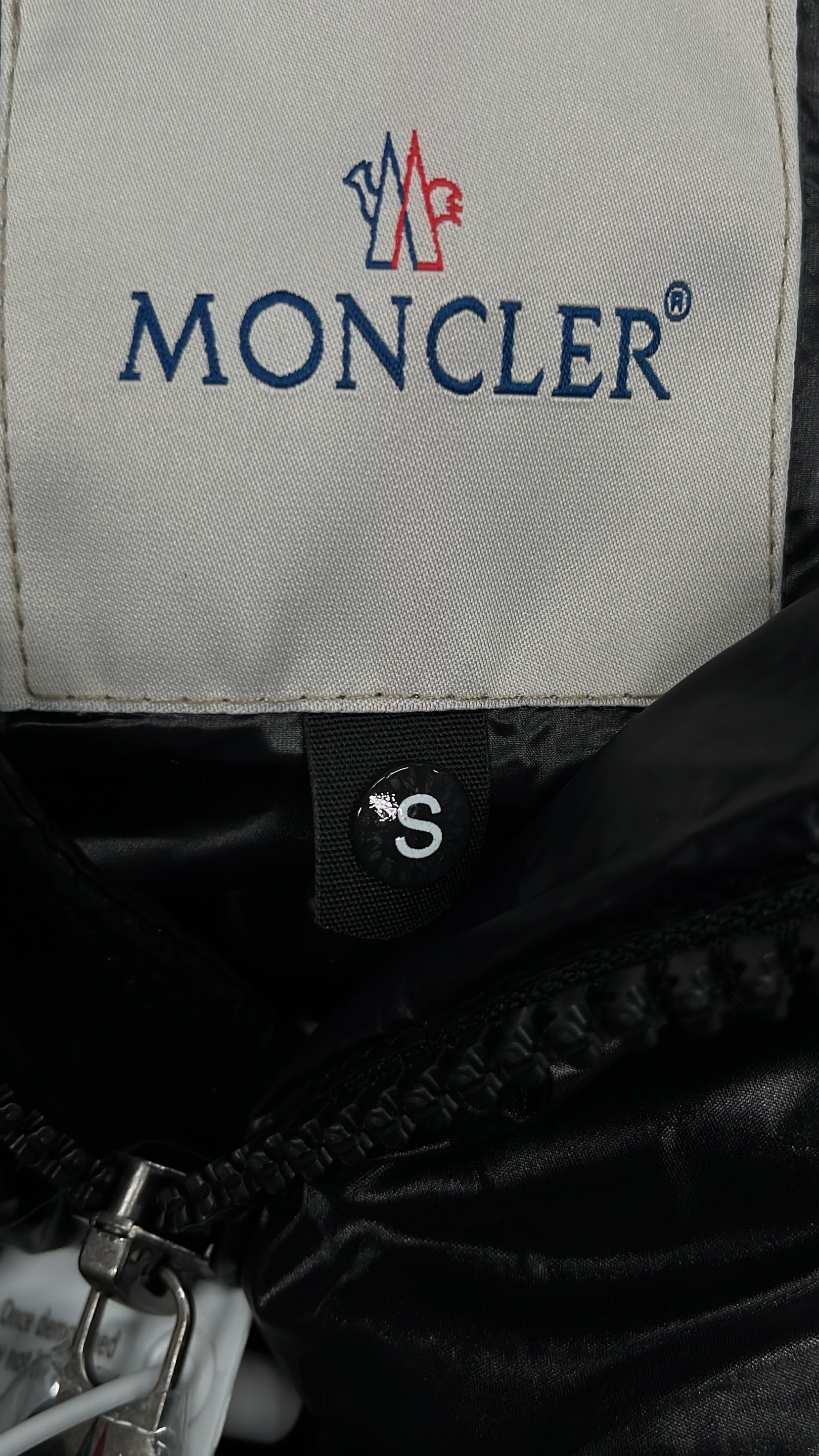 Moncler Puffer Jacket for Men Women