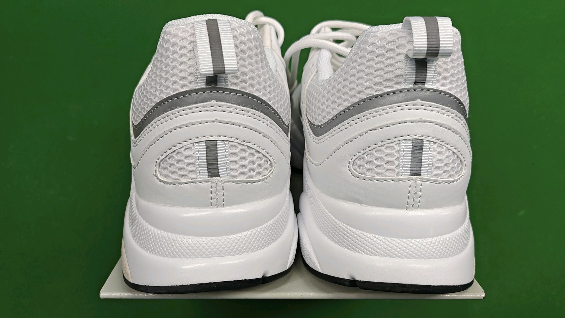 Dior Fashion Sneakers for Men and Women