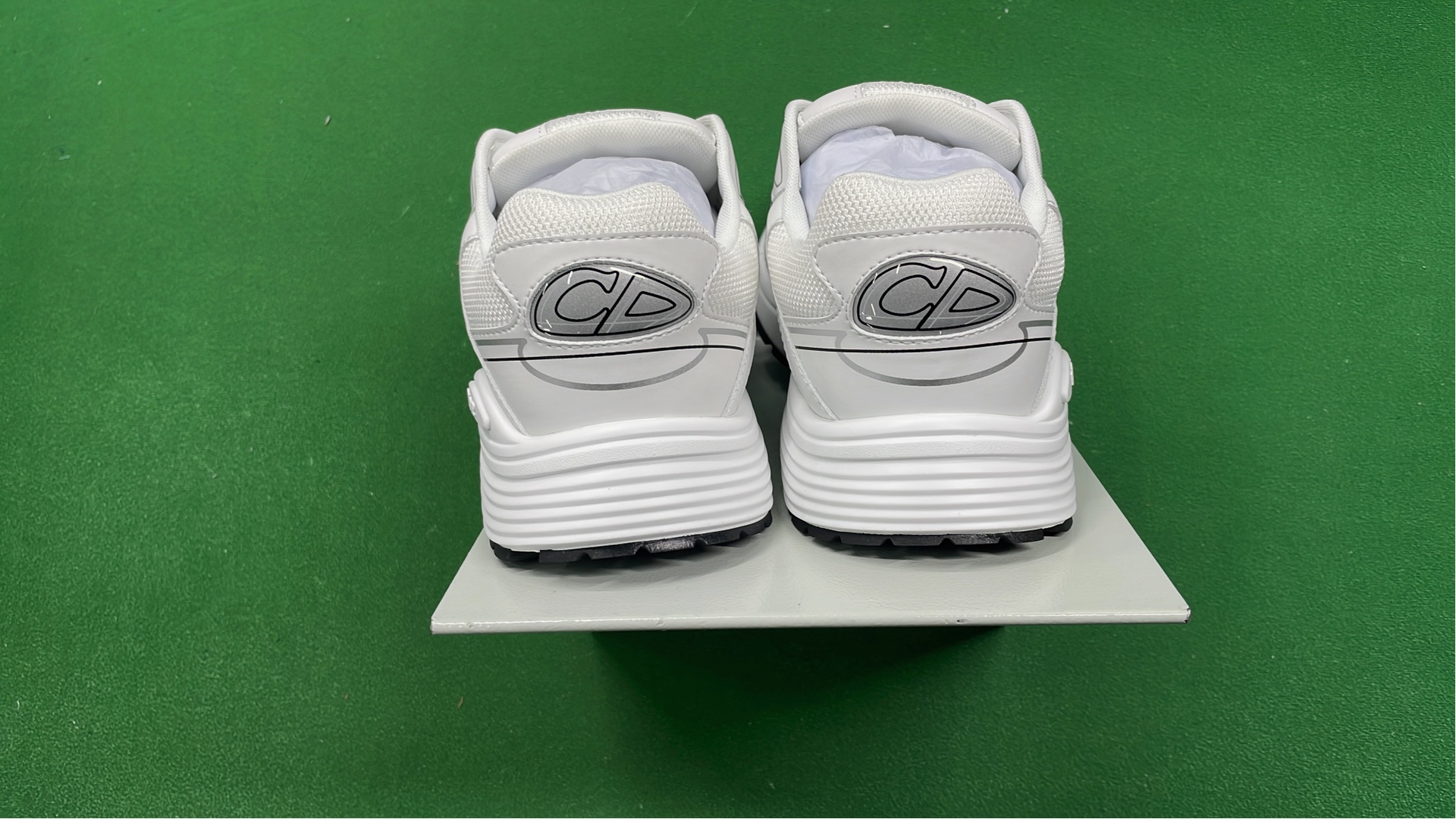 1:1 Batch DIOR B30 Shoes  in the Best OopBuy Spreadsheet QC photos