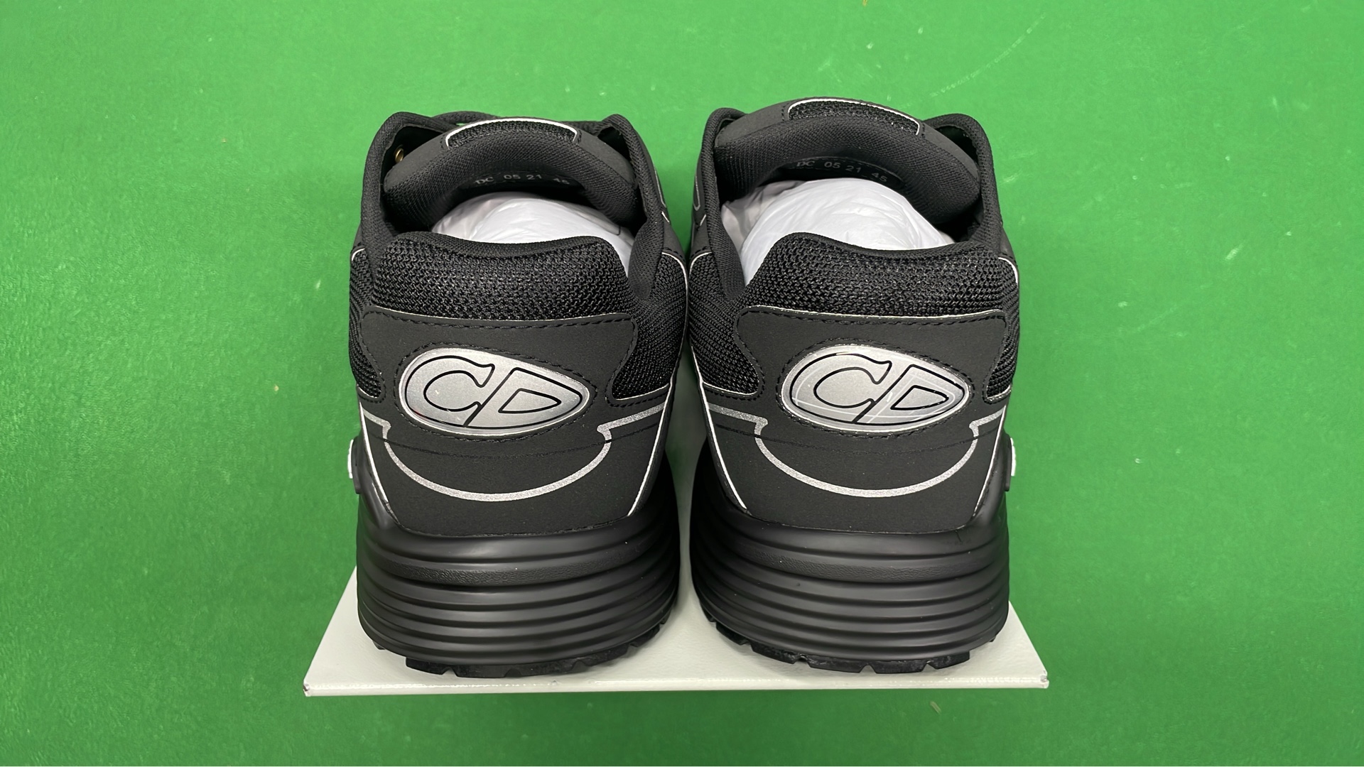 1:1 Batch DIOR B30 Shoes  in the Best OopBuy Spreadsheet QC photos