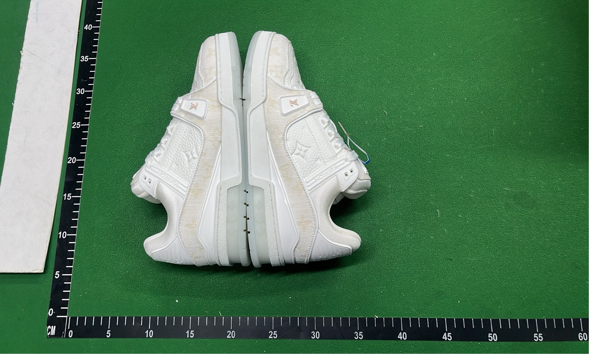 1:1 Batch LOUIS VUITTON Trainer Shoes  in the Best OopBuy Spreadsheet QC photos