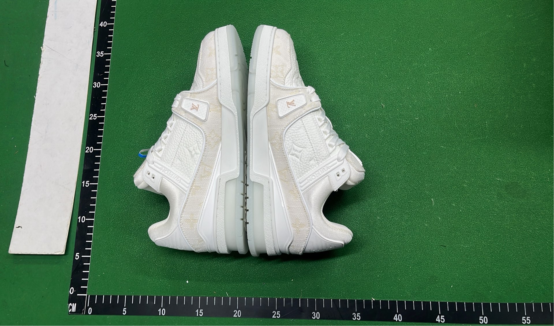 1:1 Batch LOUIS VUITTON Trainer Shoes  in the Best OopBuy Spreadsheet QC photos