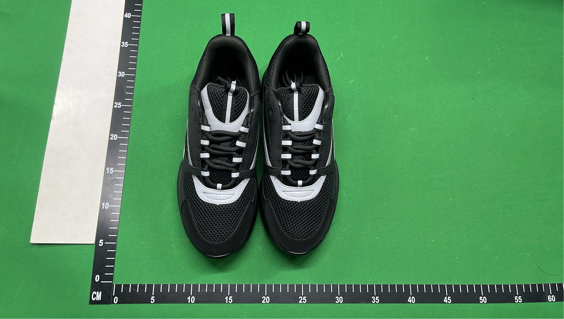 1:1 Batch DIOR B22 Shoes-1  in the Best OopBuy Spreadsheet QC photos