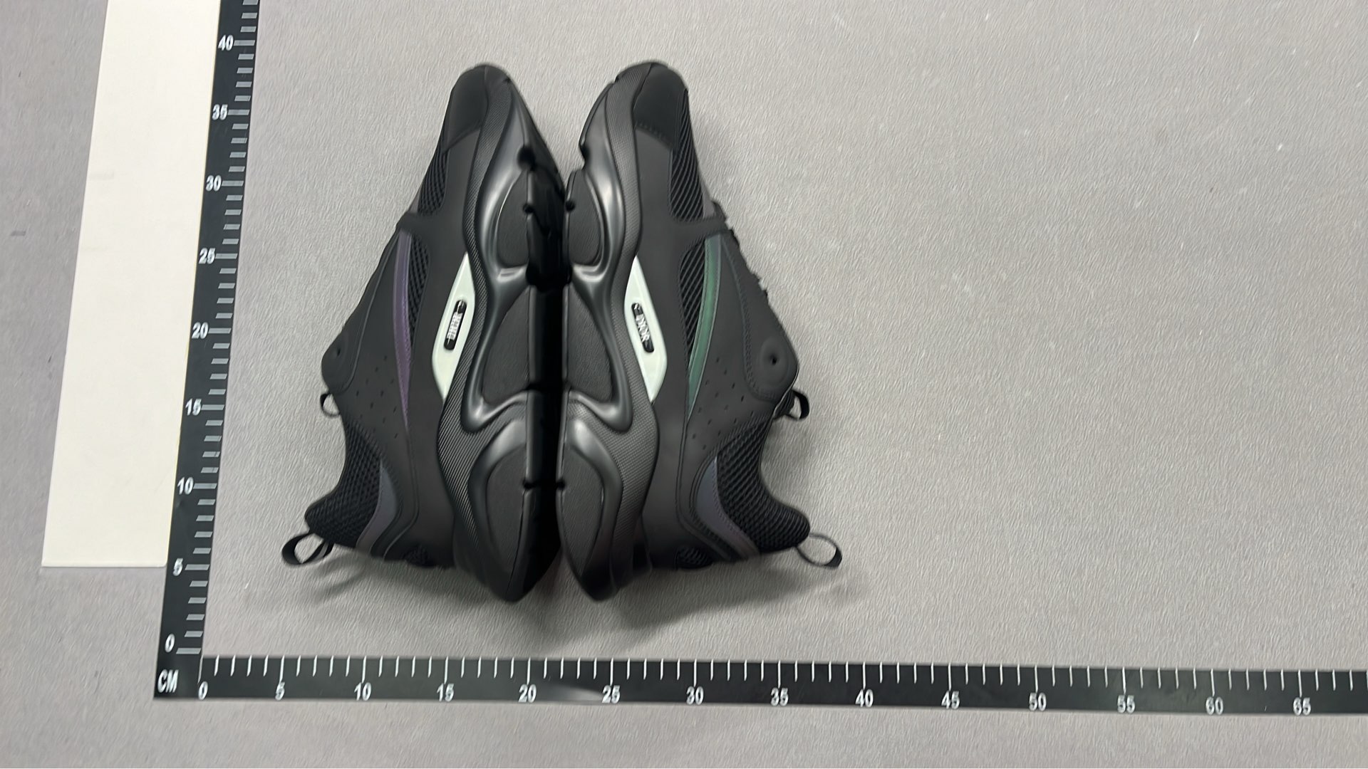 1:1 Batch DIOR B22 Shoes-1  in the Best OopBuy Spreadsheet QC photos
