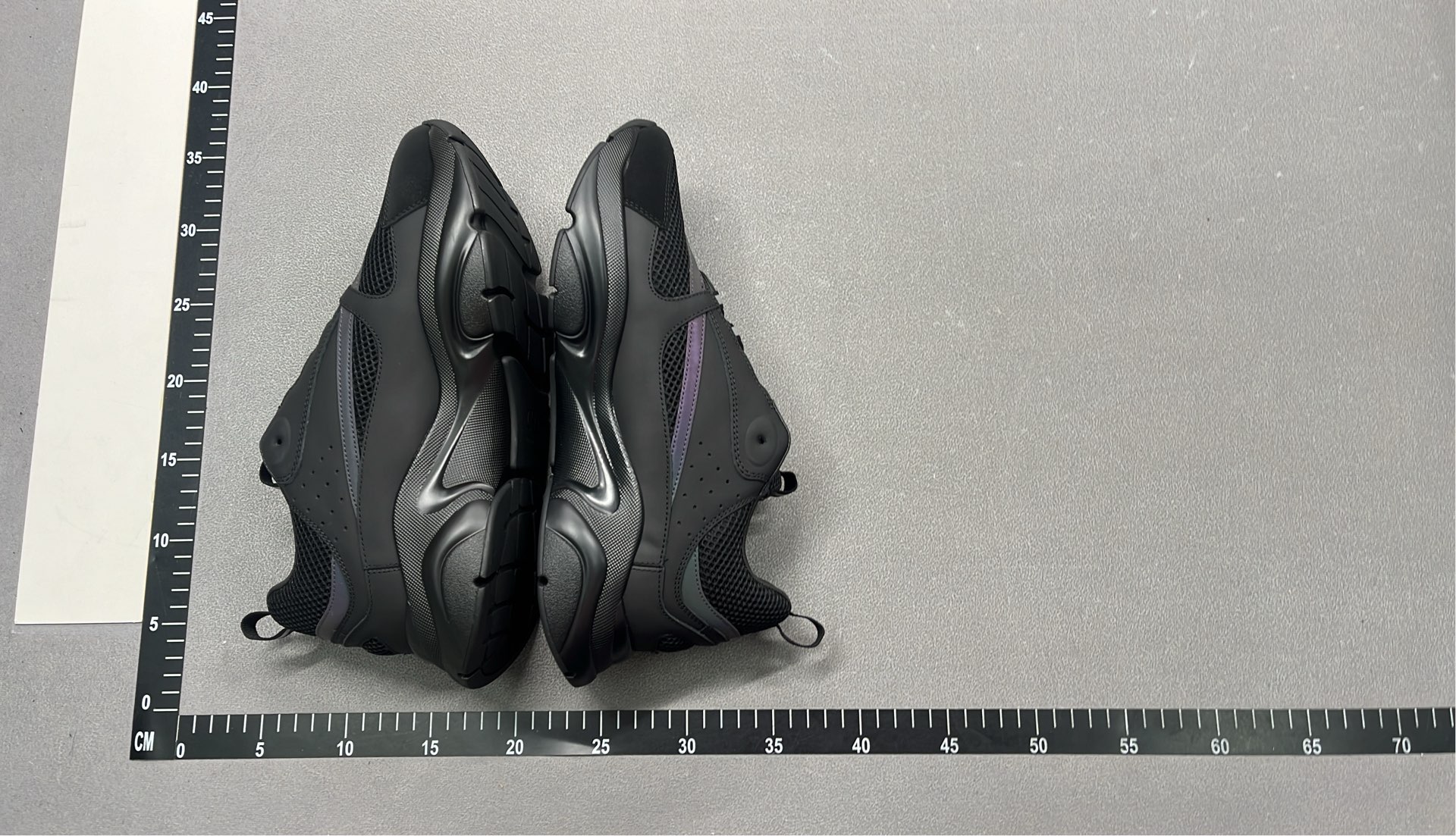 1:1 Batch DIOR B22 Shoes-1  in the Best OopBuy Spreadsheet QC photos