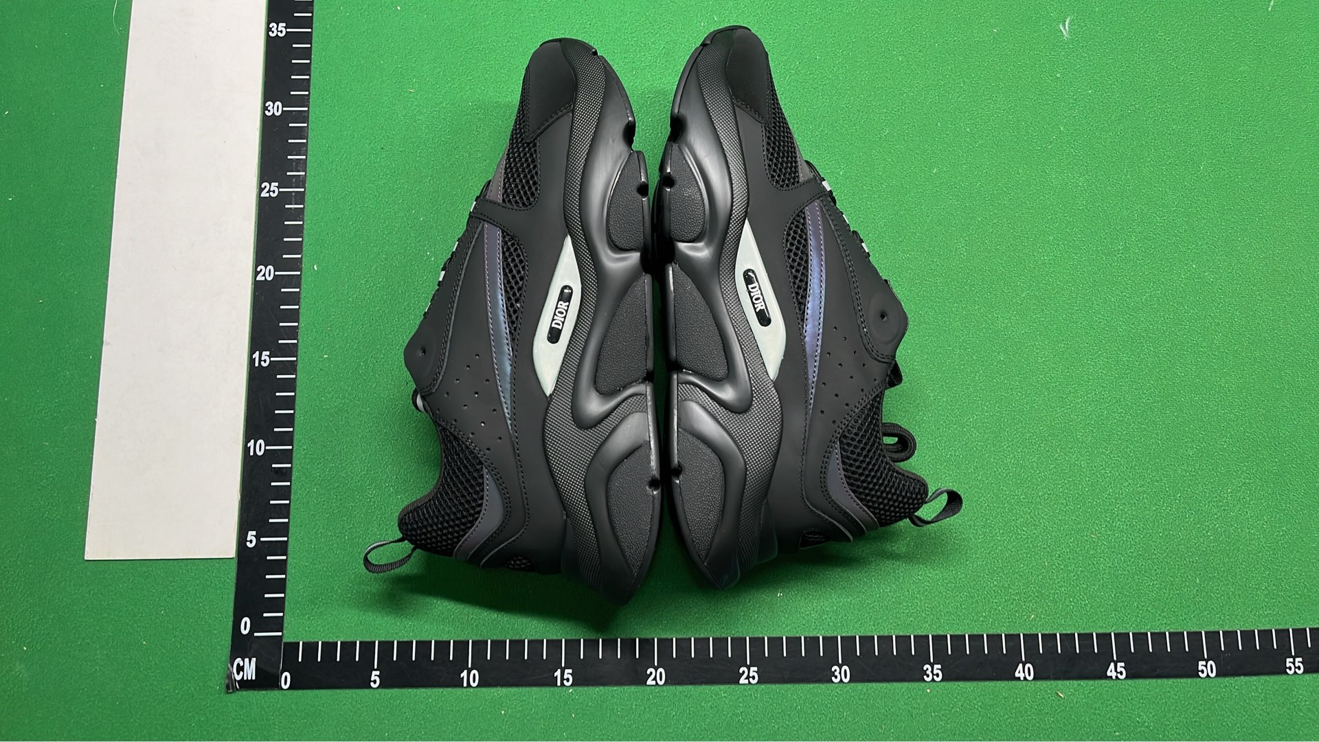1:1 Batch DIOR B22 Shoes-1  in the Best OopBuy Spreadsheet QC photos