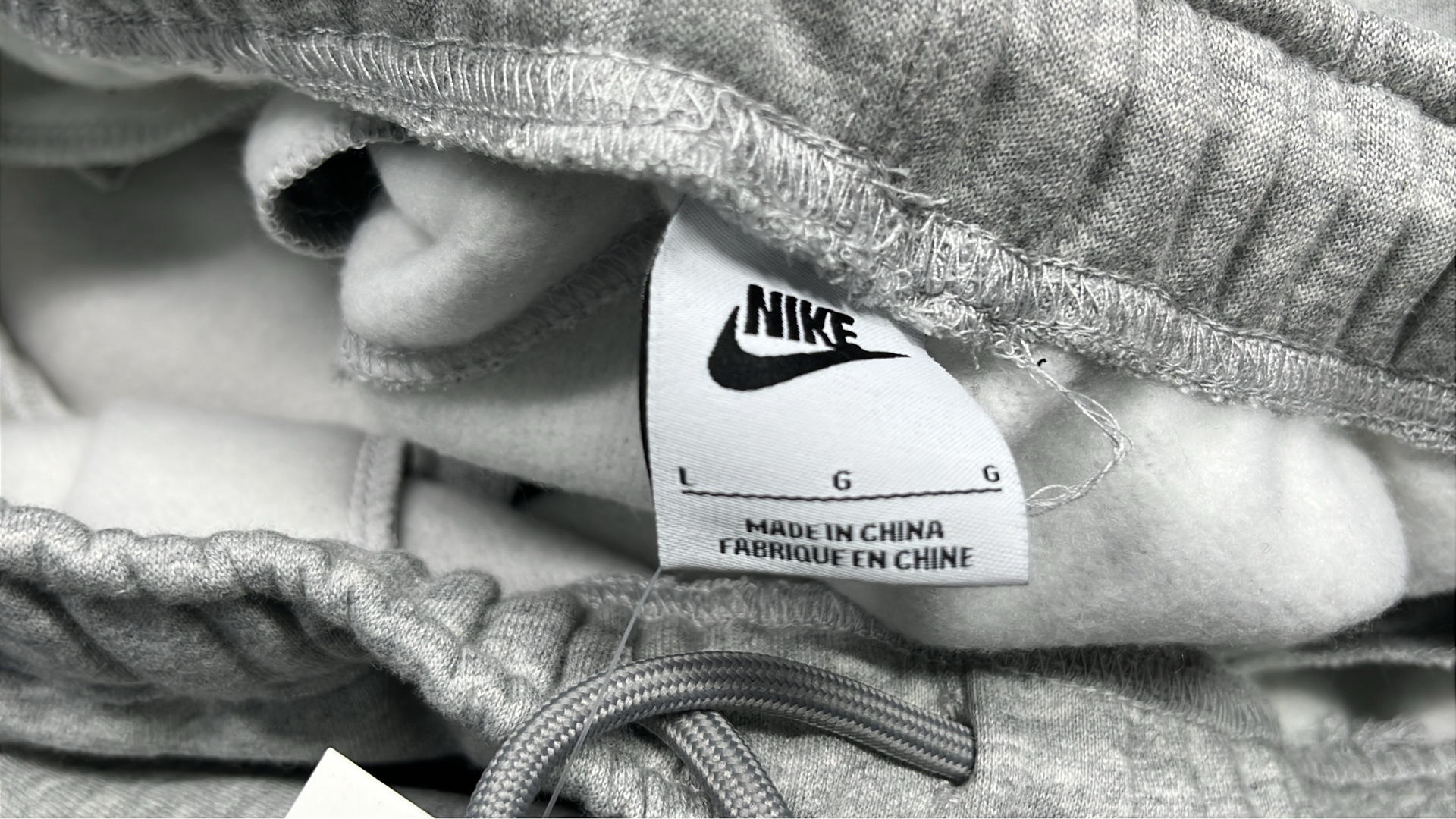 1:1 Batch Nike hoodie  in the Best OopBuy Spreadsheet QC photos